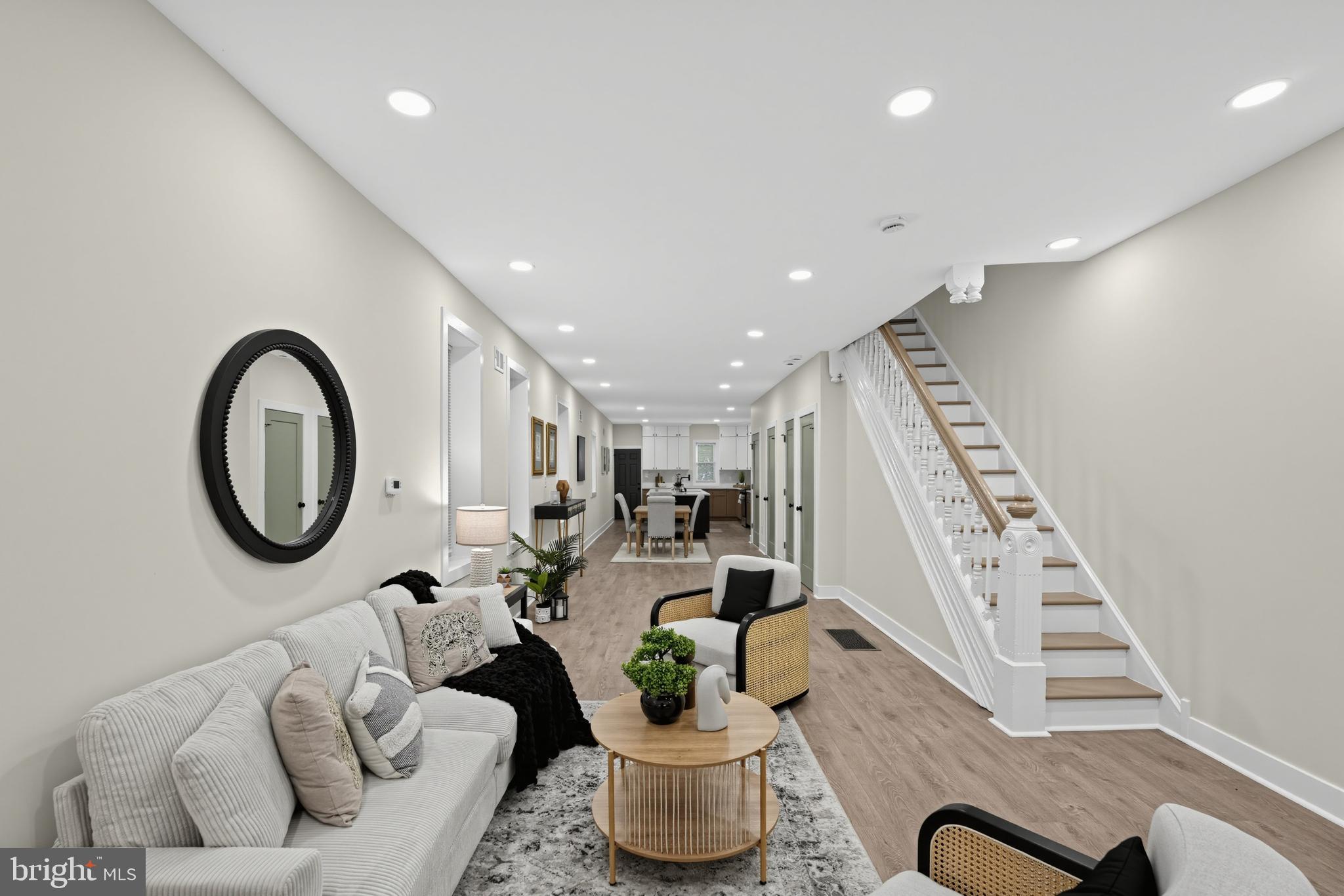 58 W JOHNSON STREET