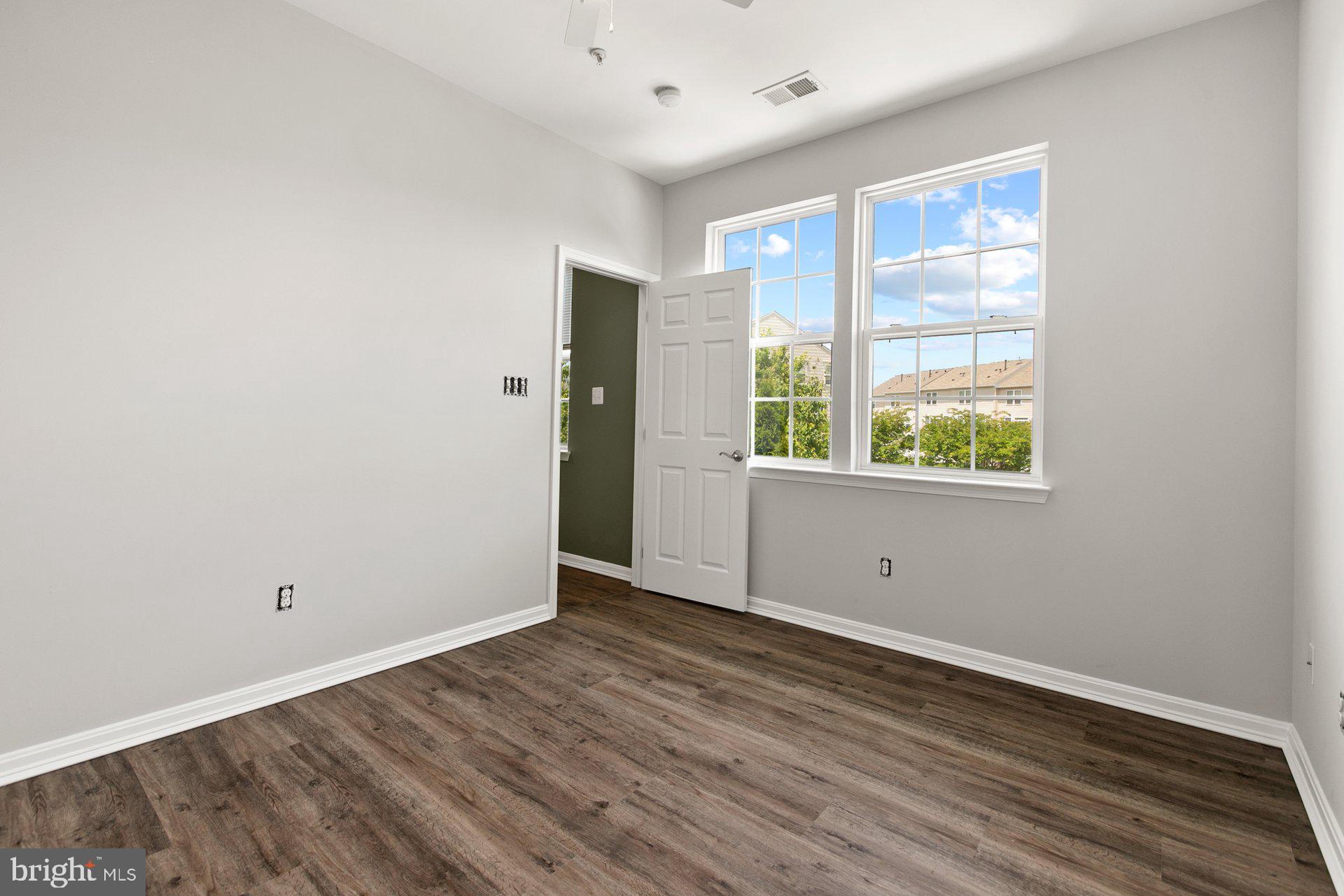 WOODLAND PARK AT WILDEWOOD - Residential