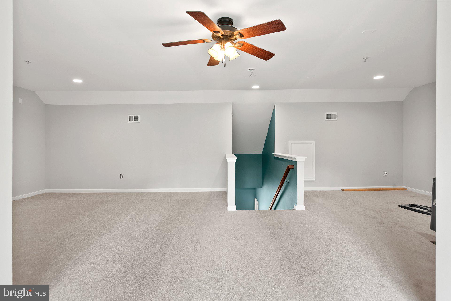 WOODLAND PARK AT WILDEWOOD - Residential