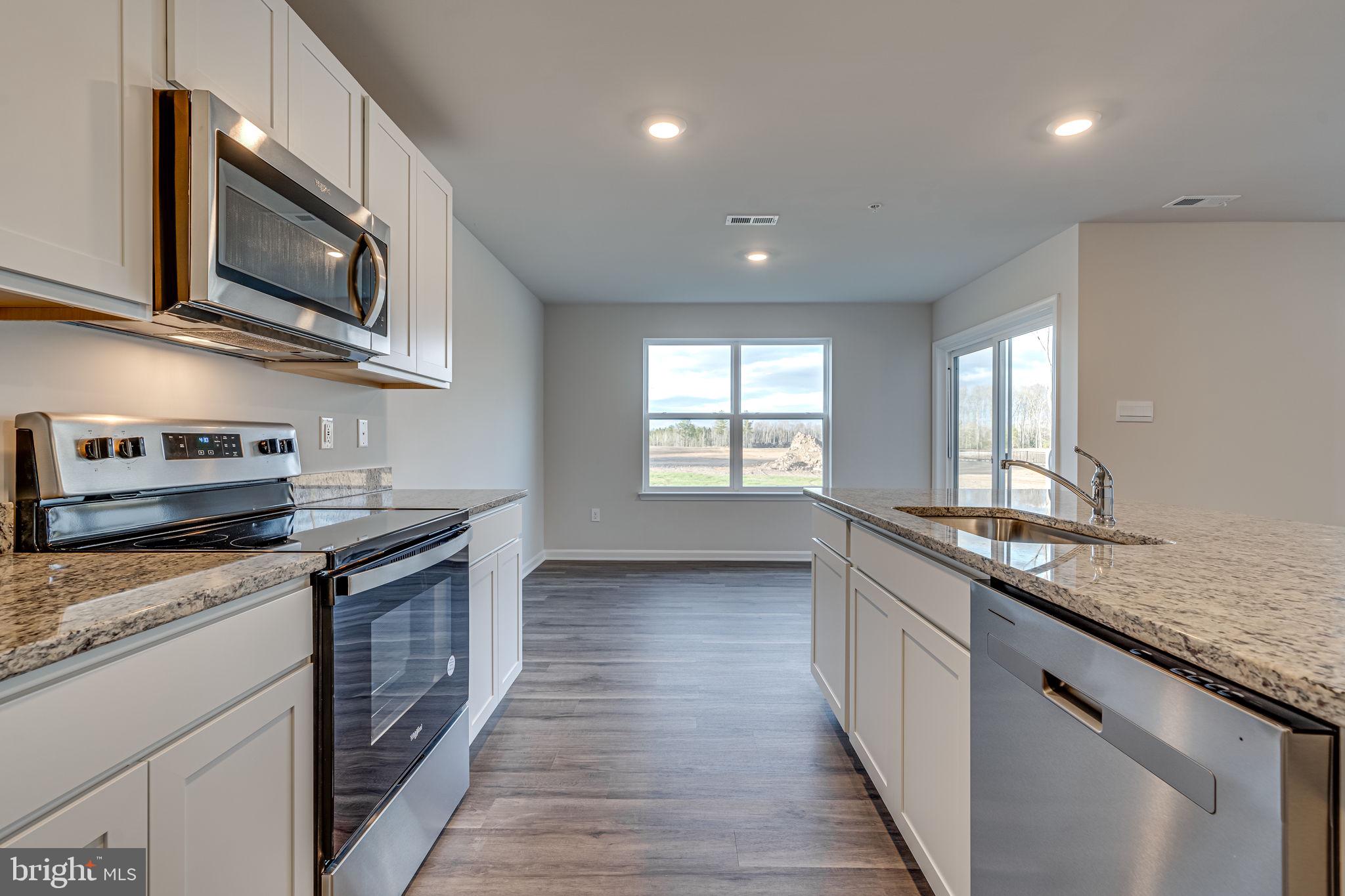 PINEGROVE - Residential Lease