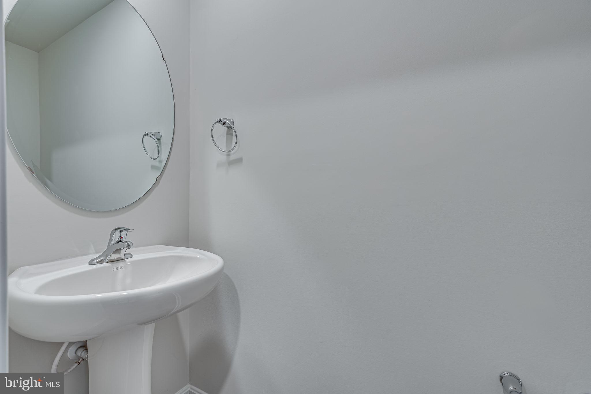 PINEGROVE - Residential Lease