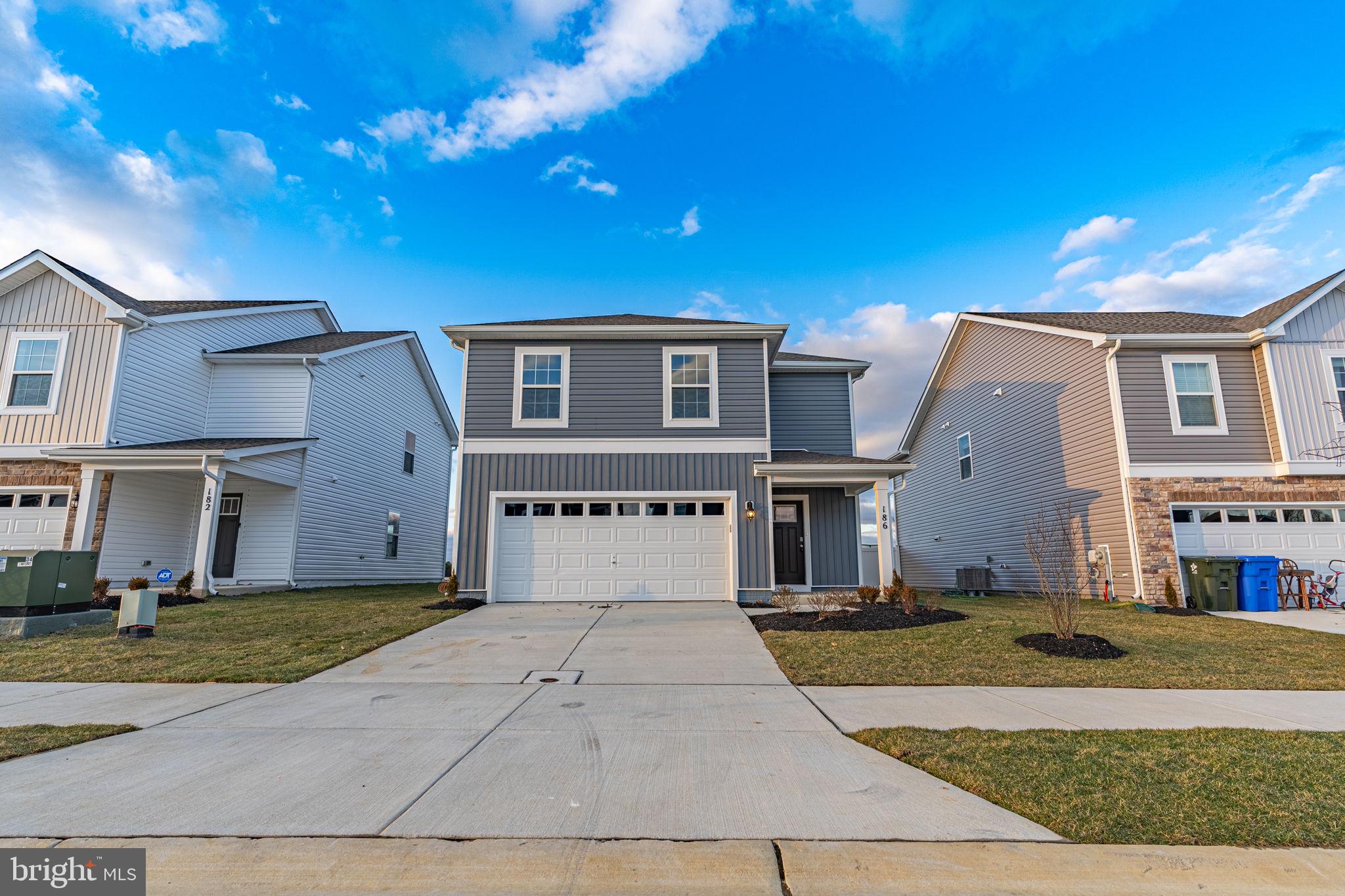 PINEGROVE - Residential Lease
