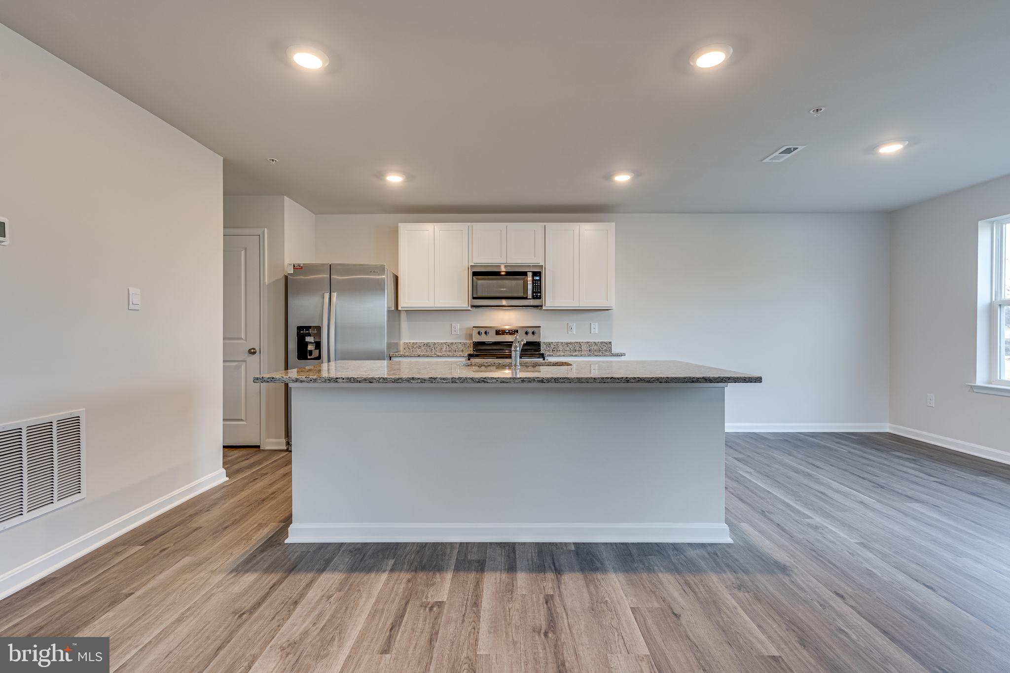 PINEGROVE - Residential Lease