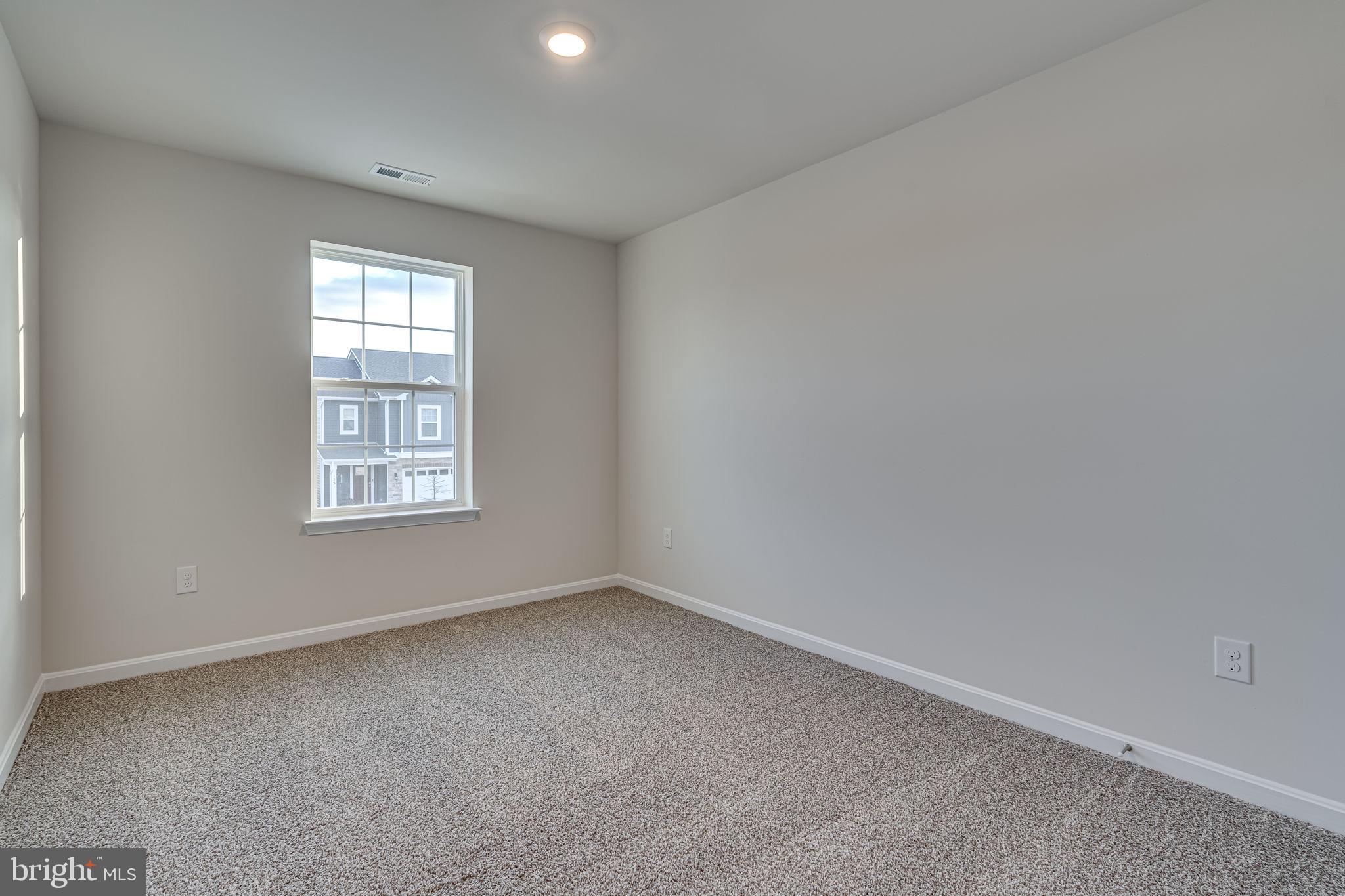 PINEGROVE - Residential Lease