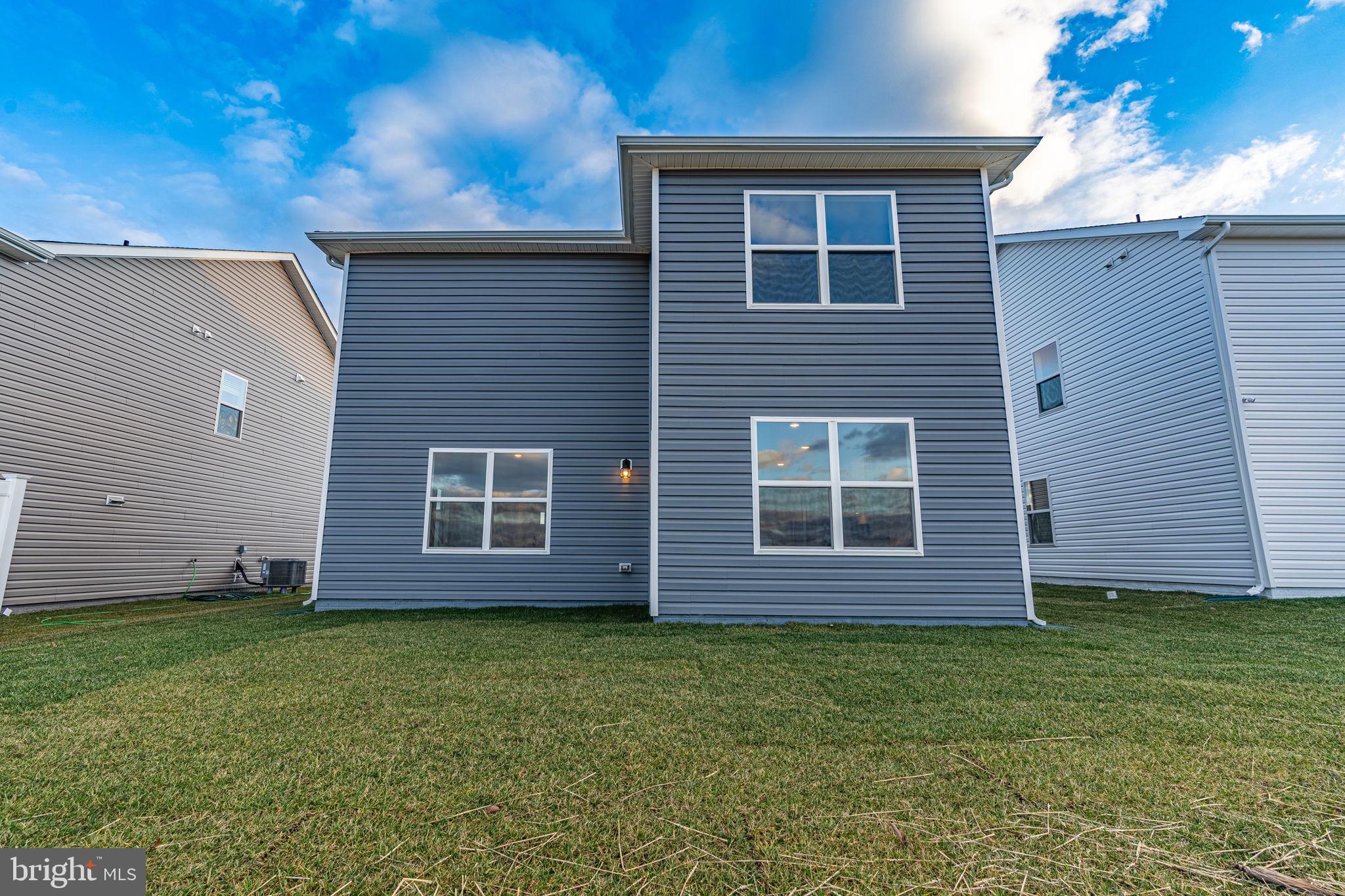 PINEGROVE - Residential Lease