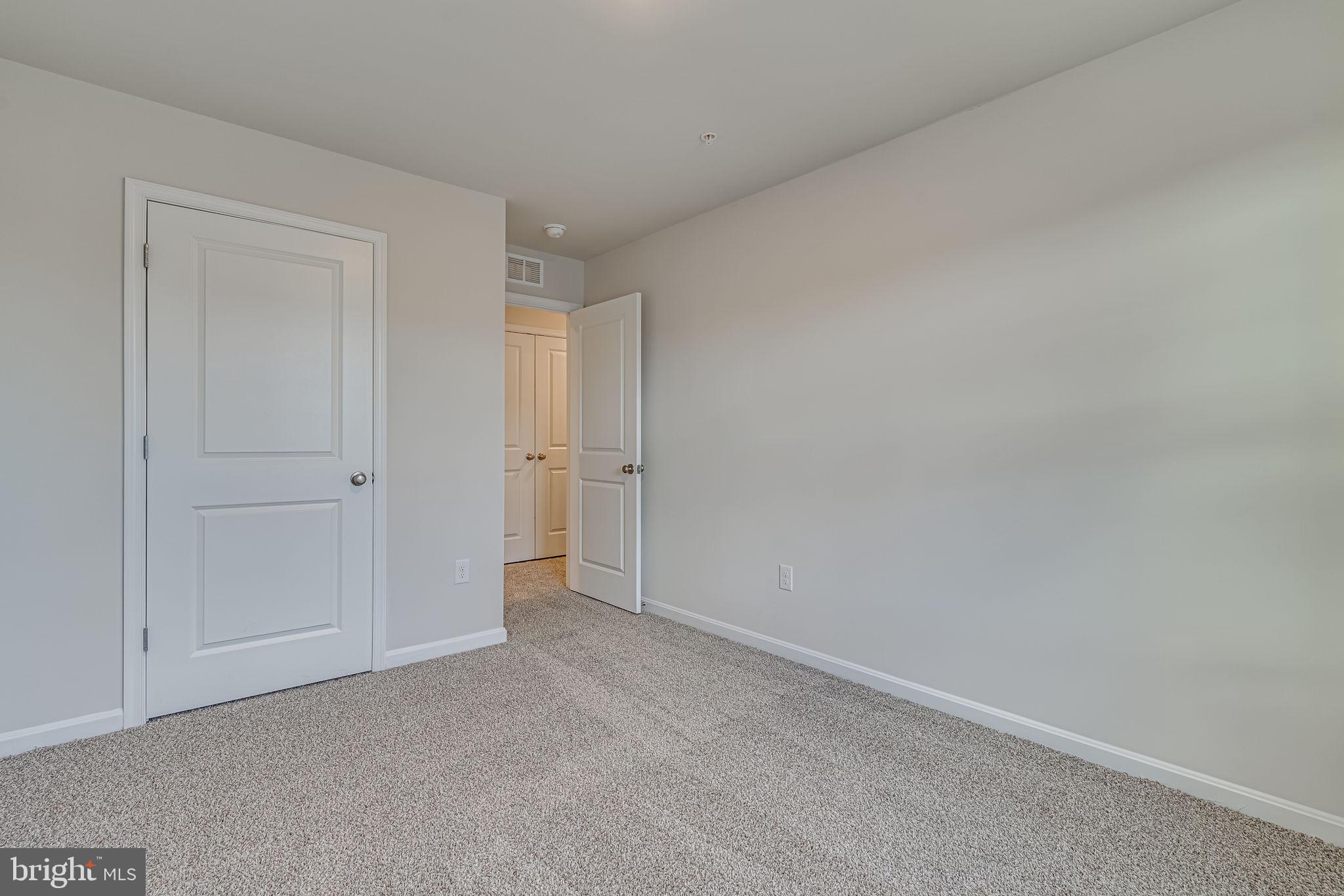 PINEGROVE - Residential Lease