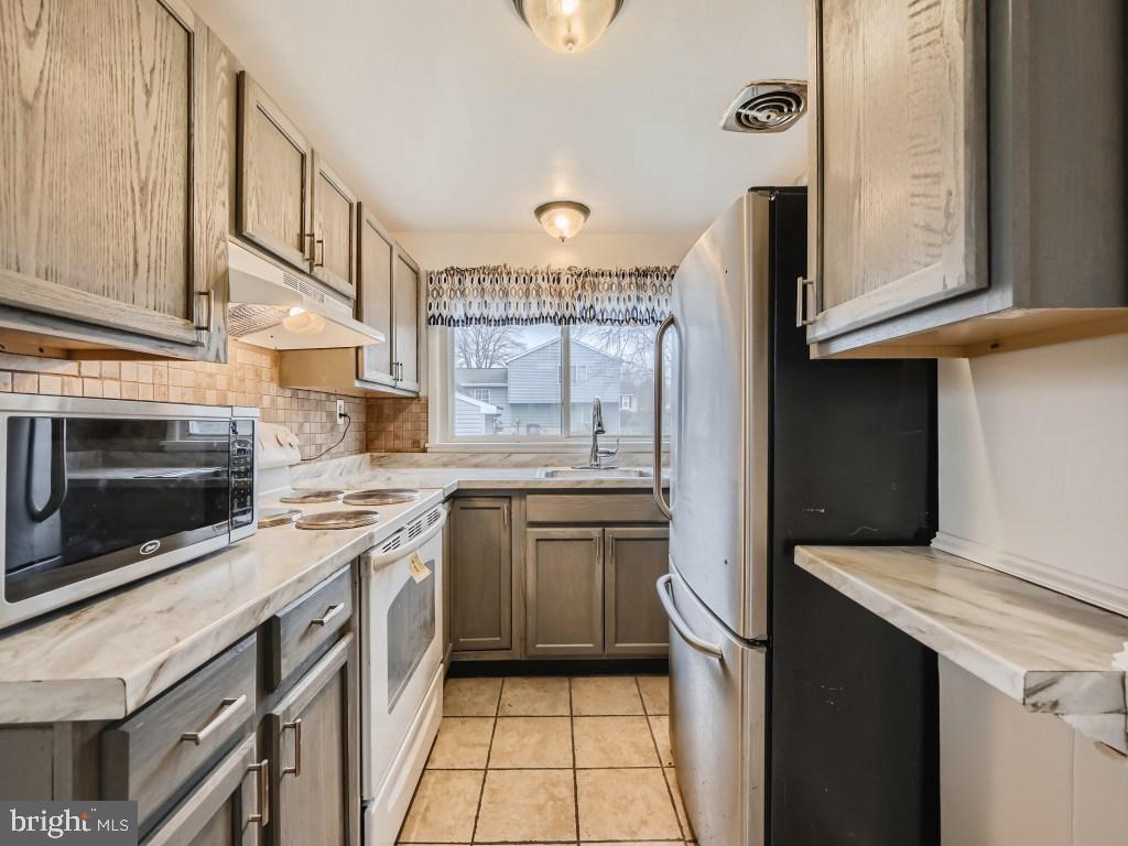 OAKLAND PARK - Residential