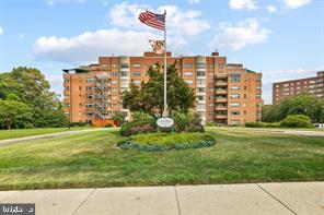 3601 GREENWAY GREEN 502