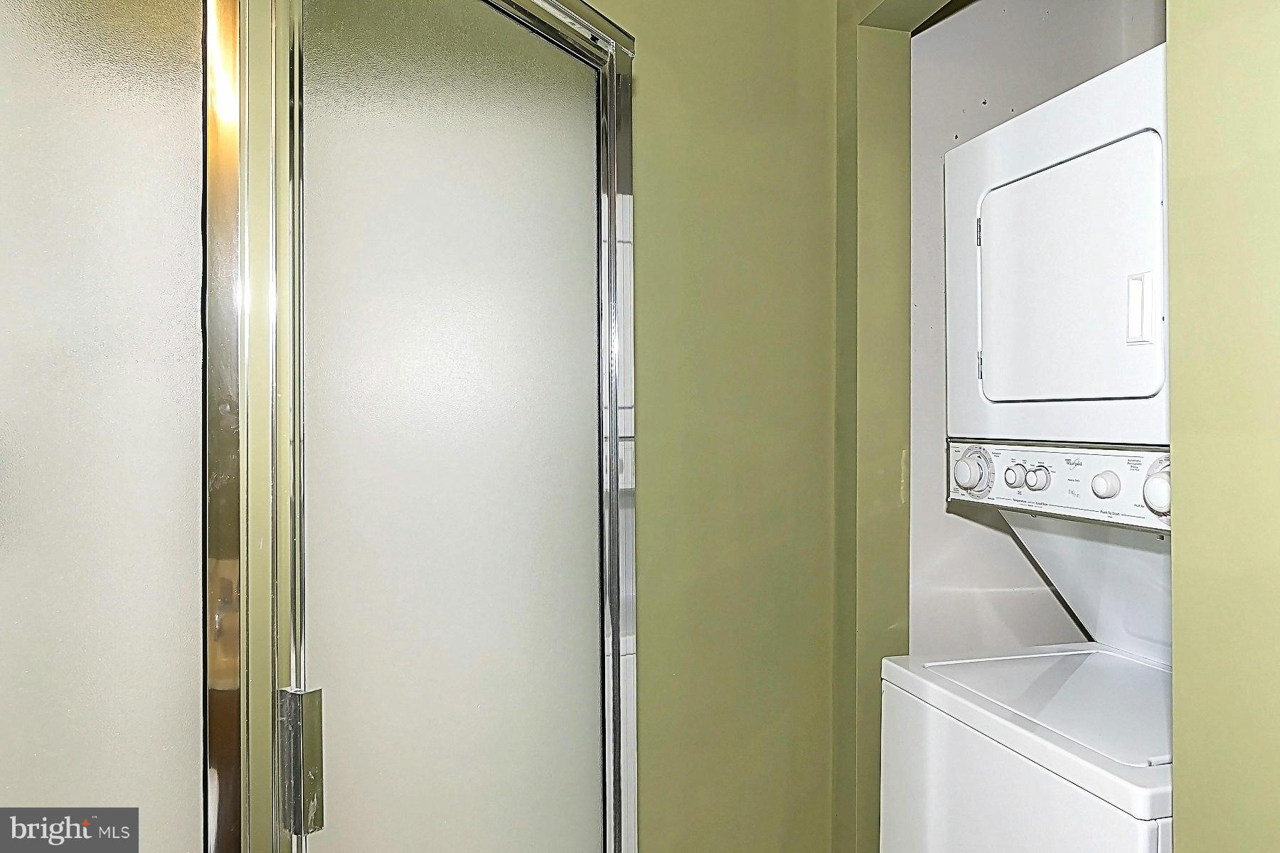 FAIRWAYS BAY HILLS CONDOMINIUMS - Residential