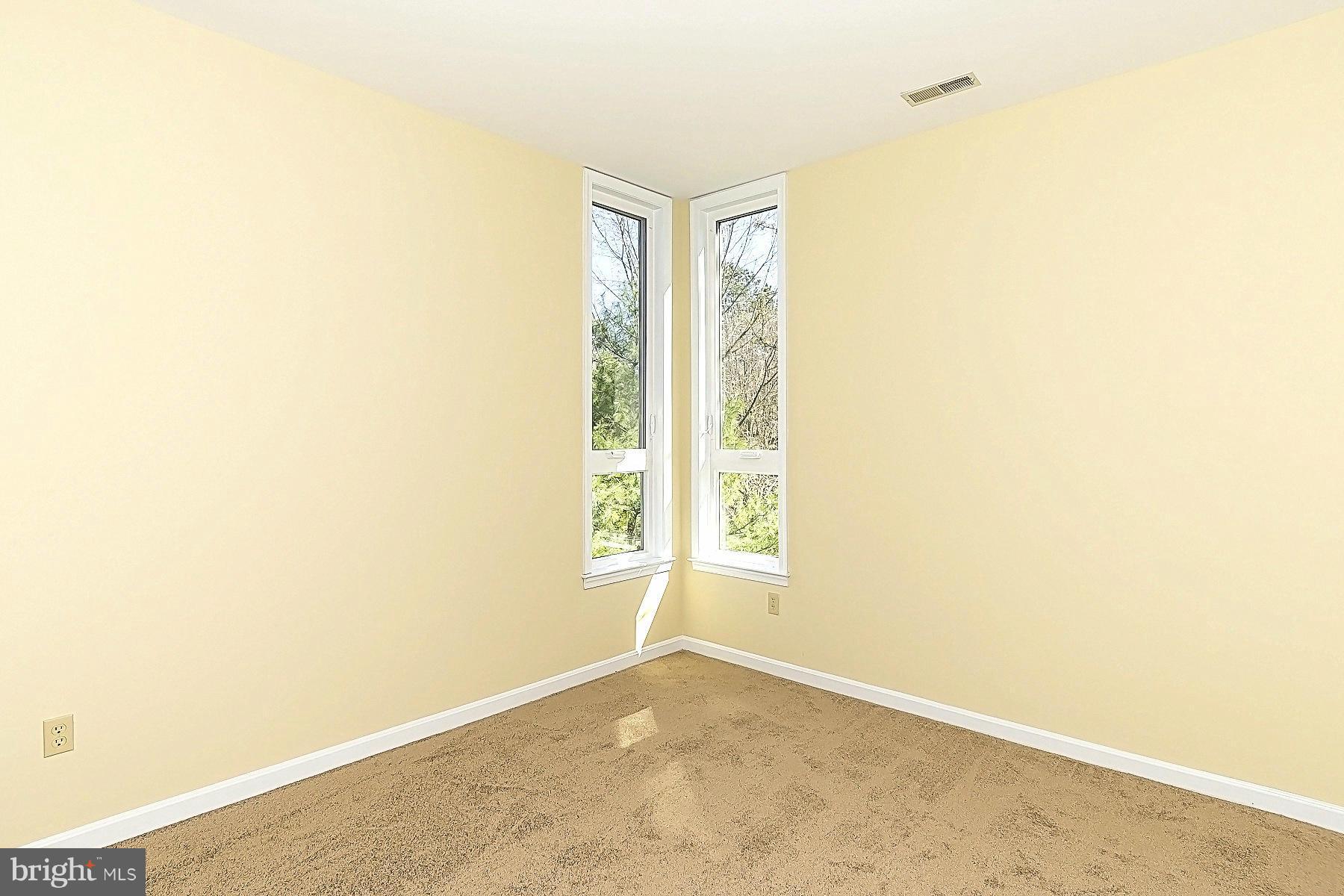 FAIRWAYS BAY HILLS CONDOMINIUMS - Residential