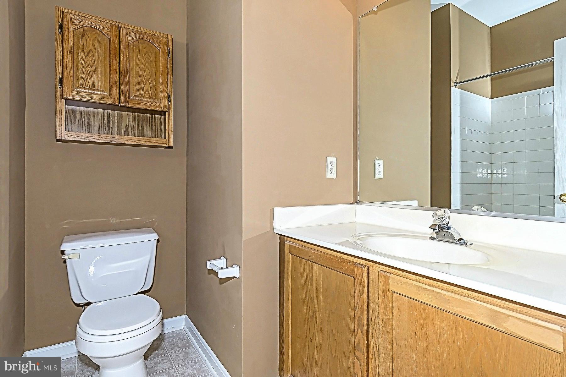 FAIRWAYS BAY HILLS CONDOMINIUMS - Residential