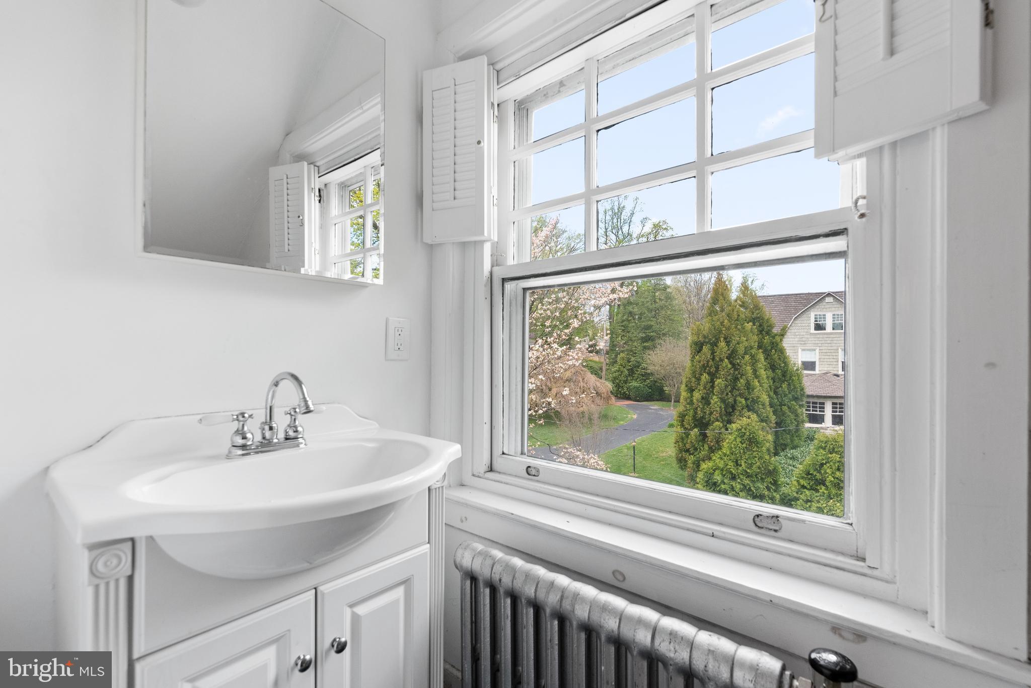 SOUTH WAYNE - Residential