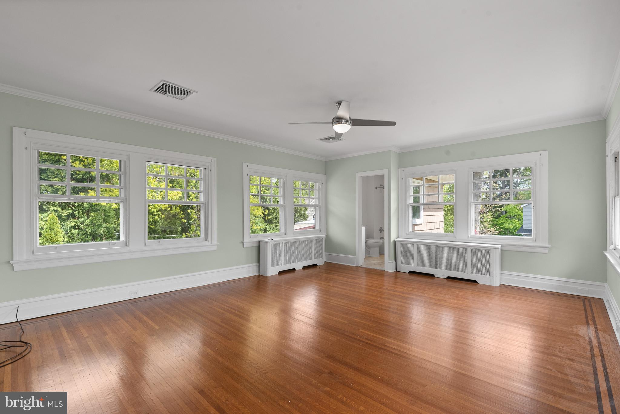 SOUTH WAYNE - Residential