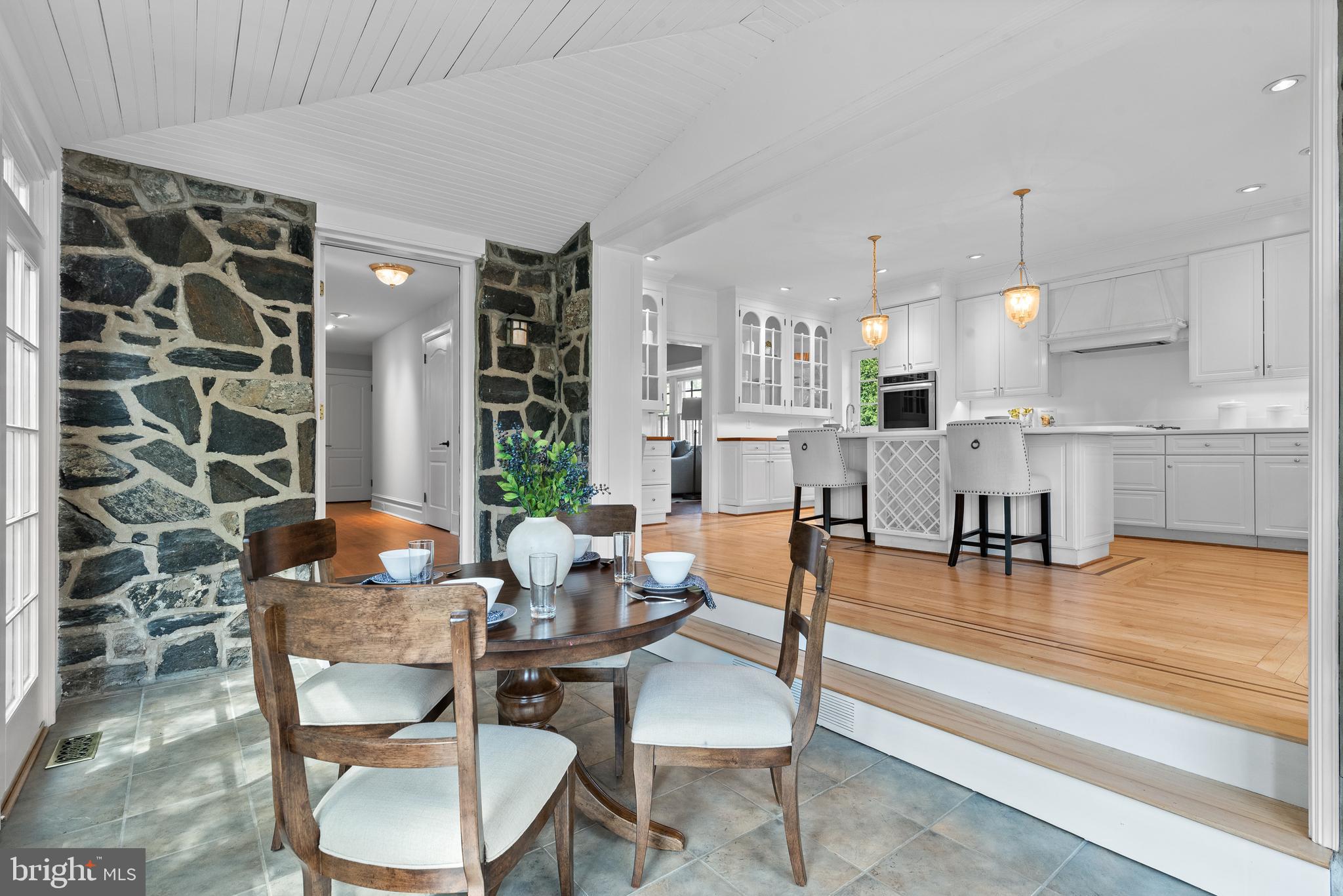 SOUTH WAYNE - Residential