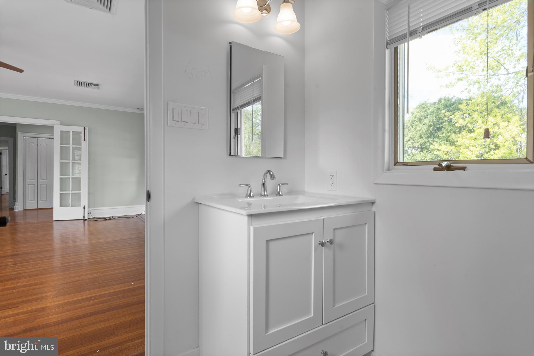 SOUTH WAYNE - Residential