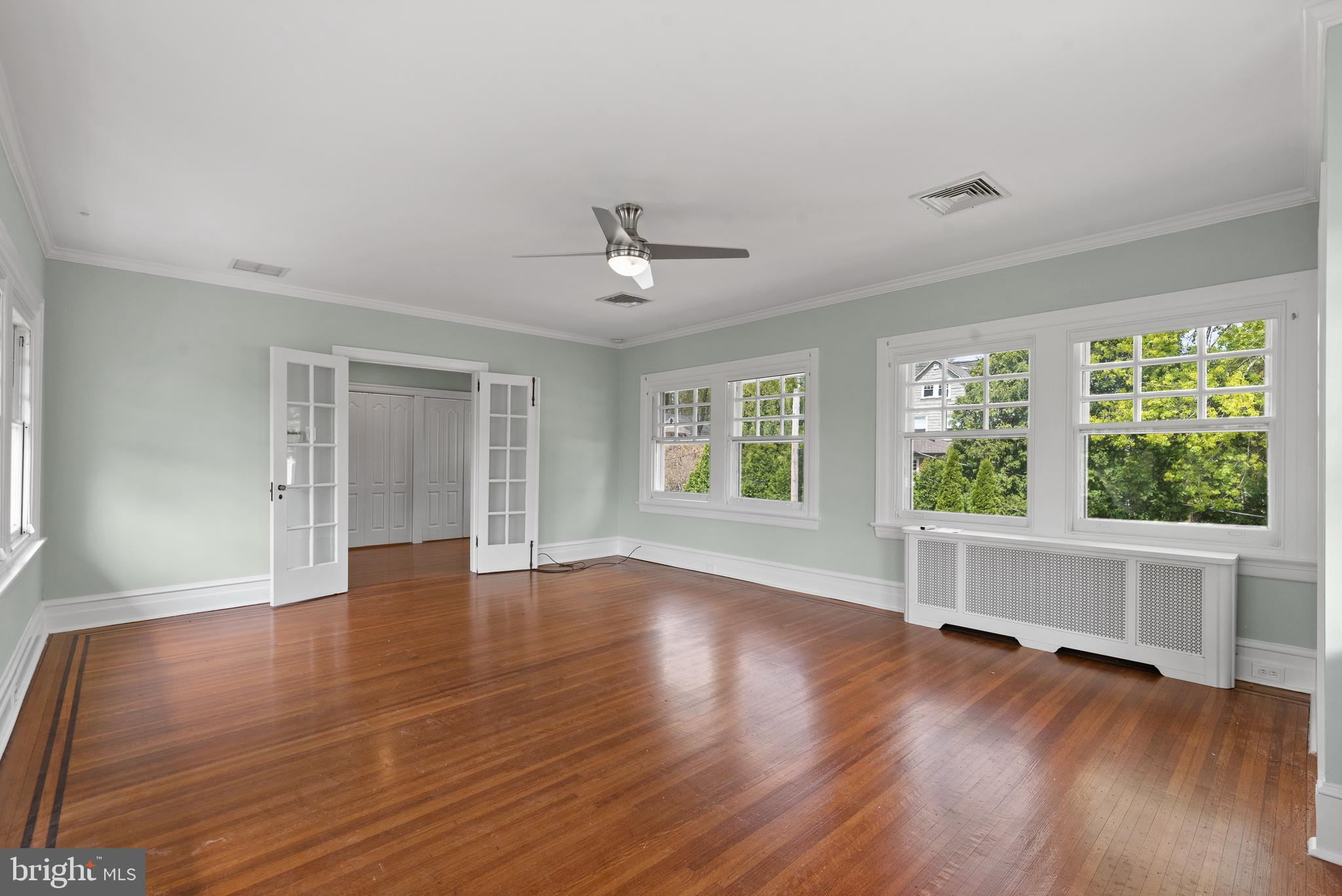 SOUTH WAYNE - Residential