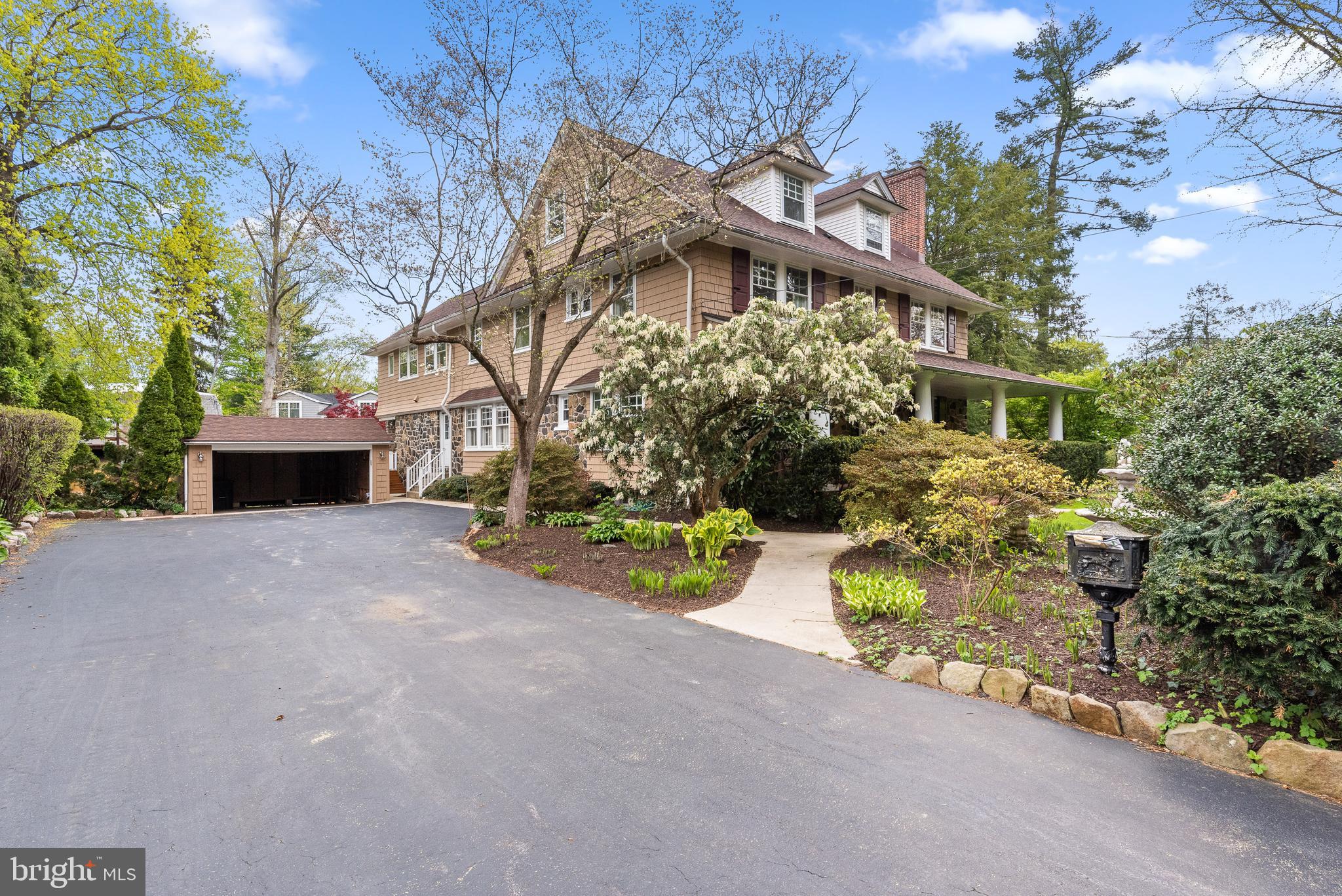 SOUTH WAYNE - Residential