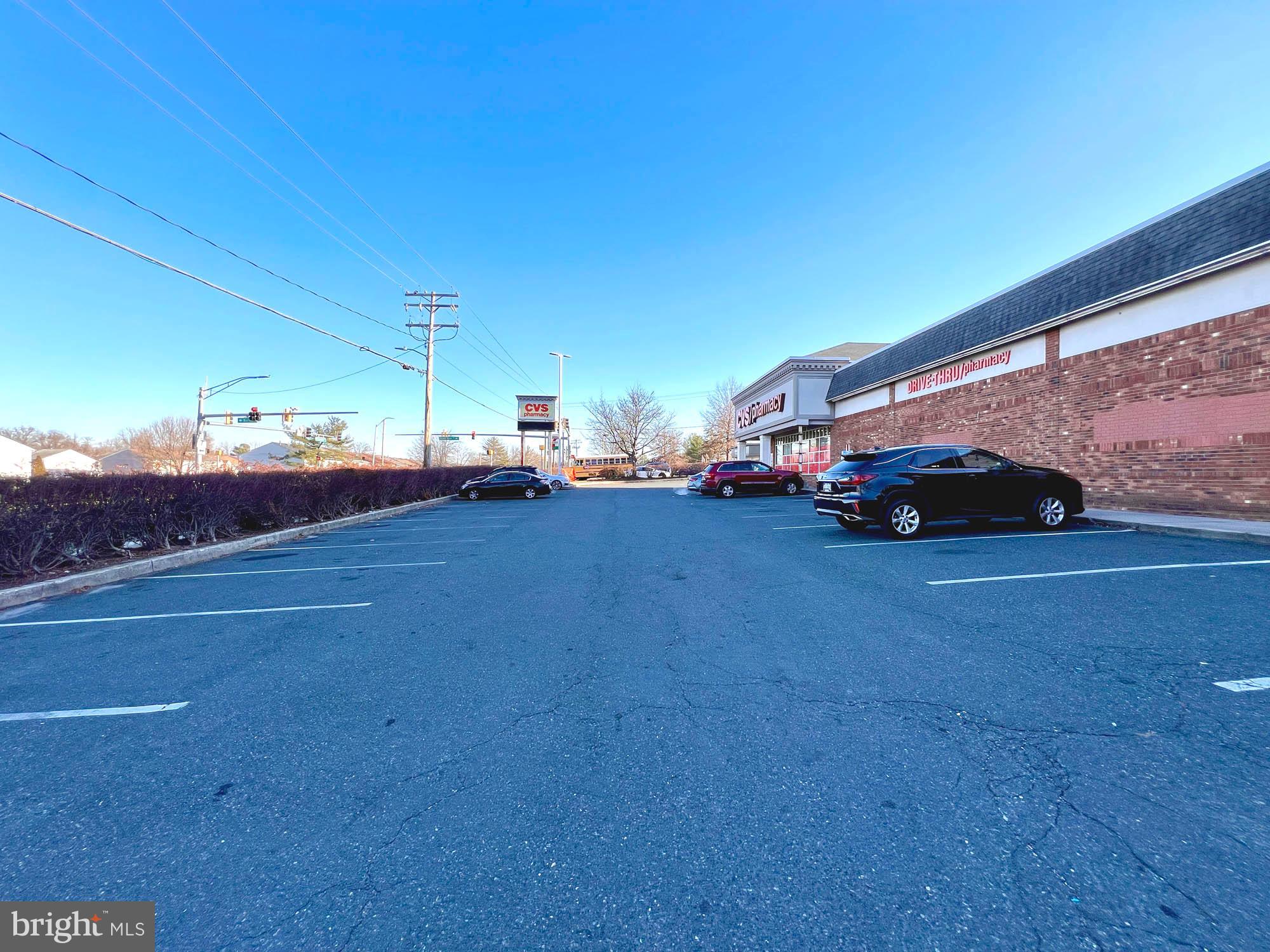 ROSEDALE - Commercial Sale