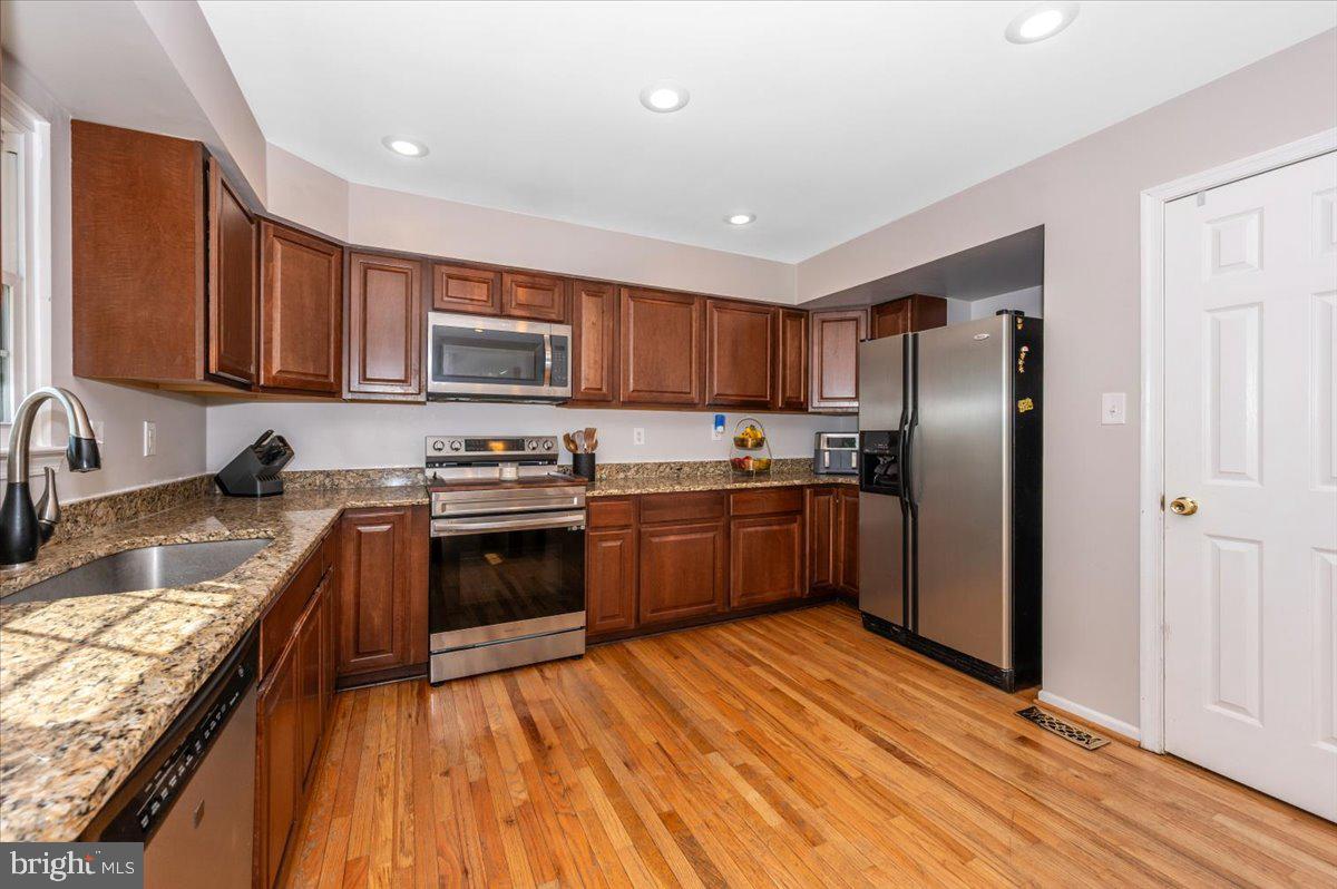 AVONDALE RUN - Residential