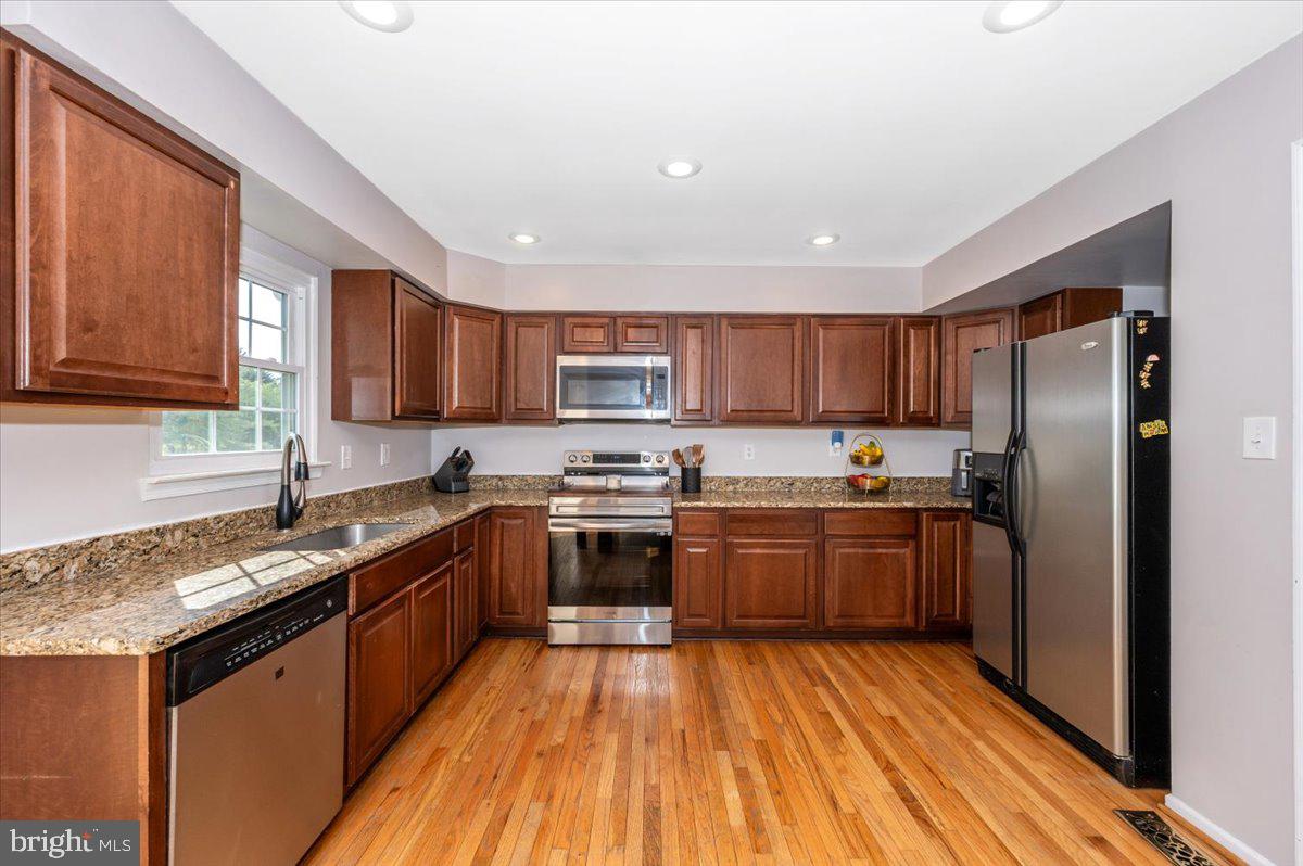 AVONDALE RUN - Residential