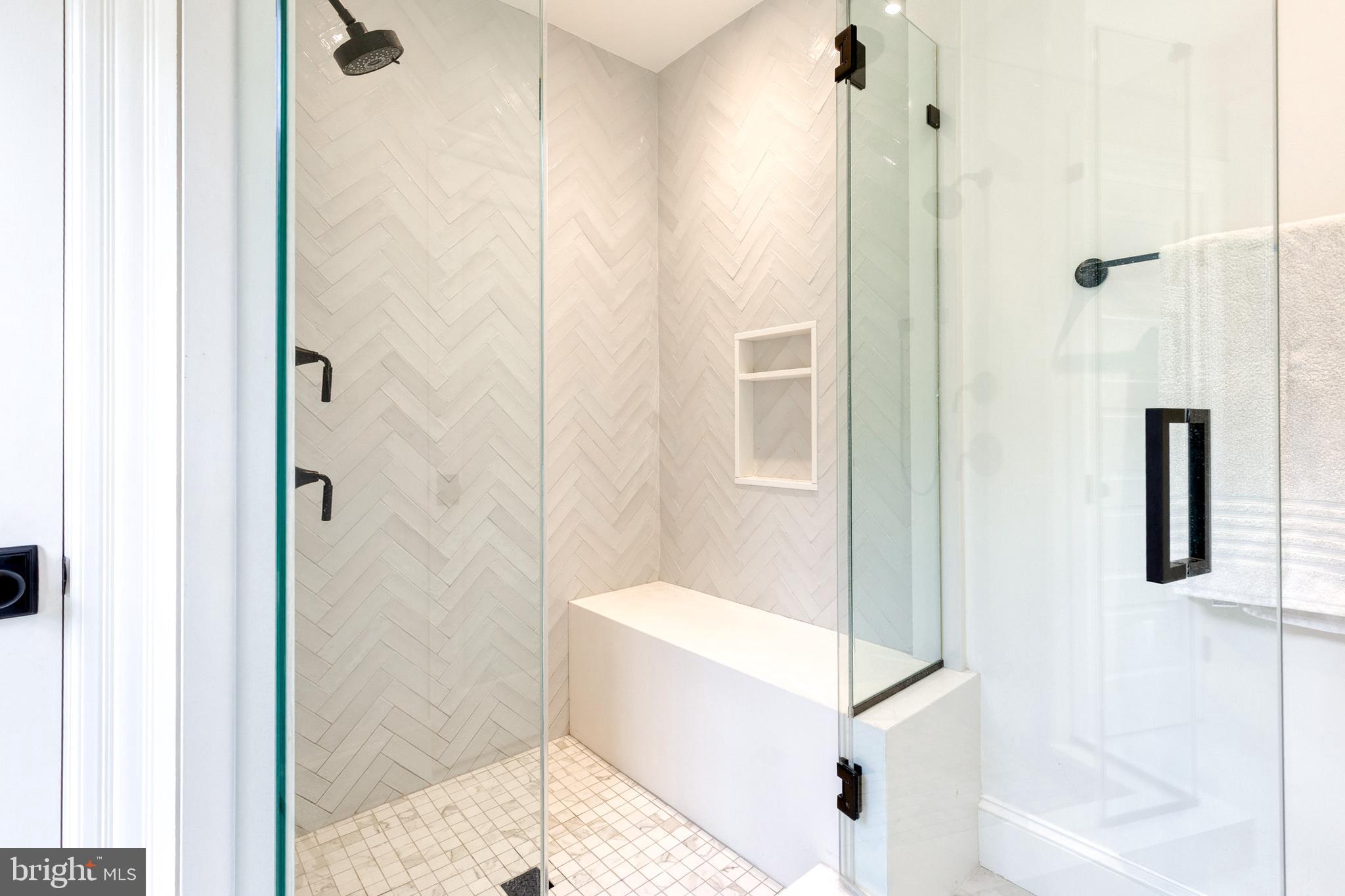 RUXTON - Residential