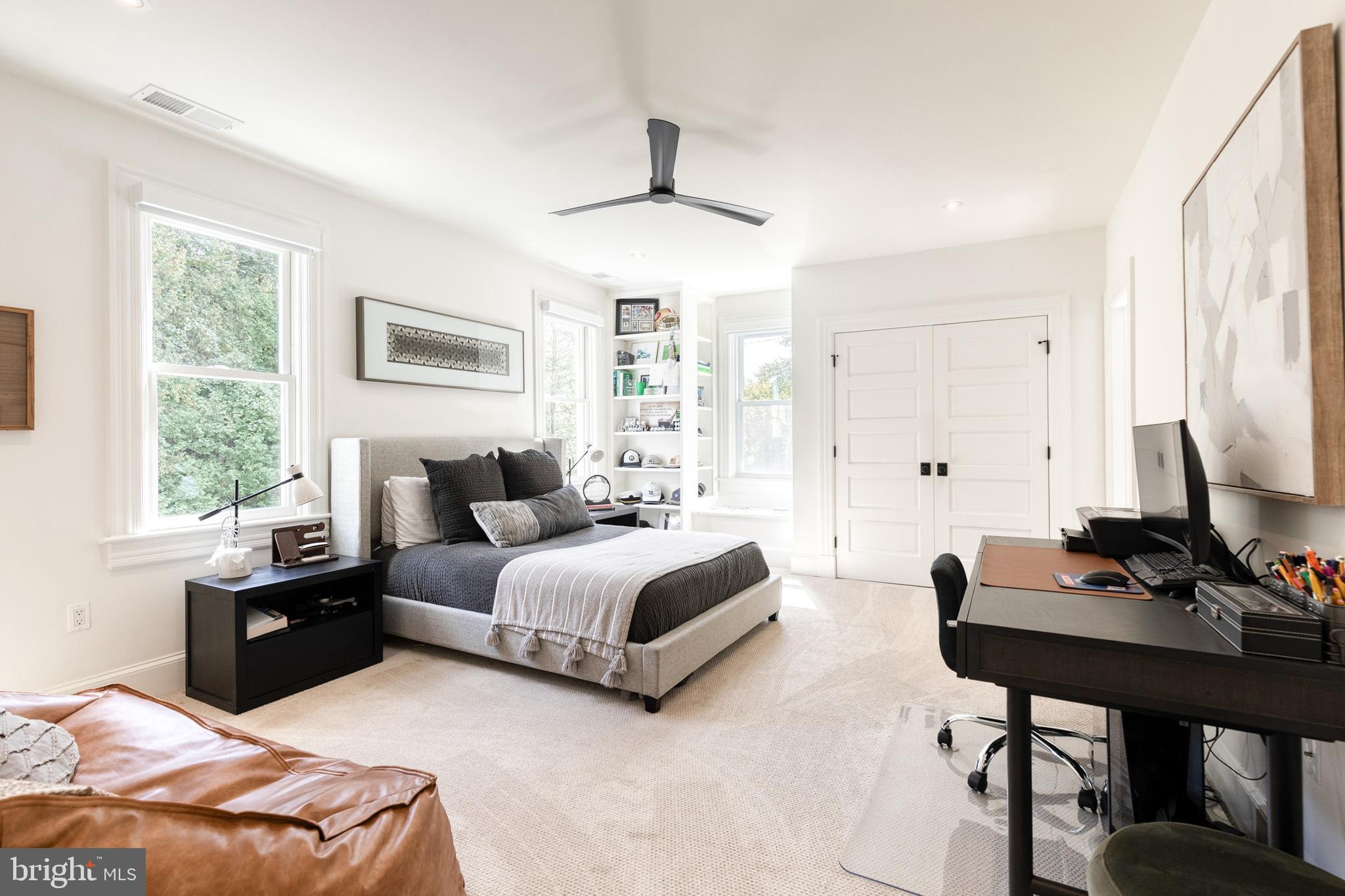 RUXTON - Residential