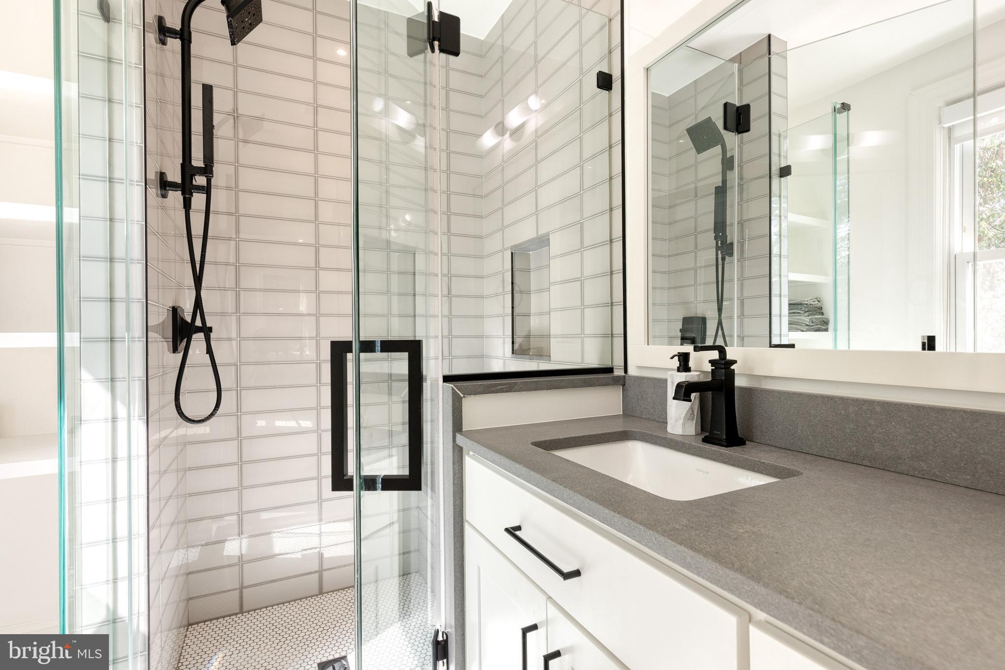 RUXTON - Residential