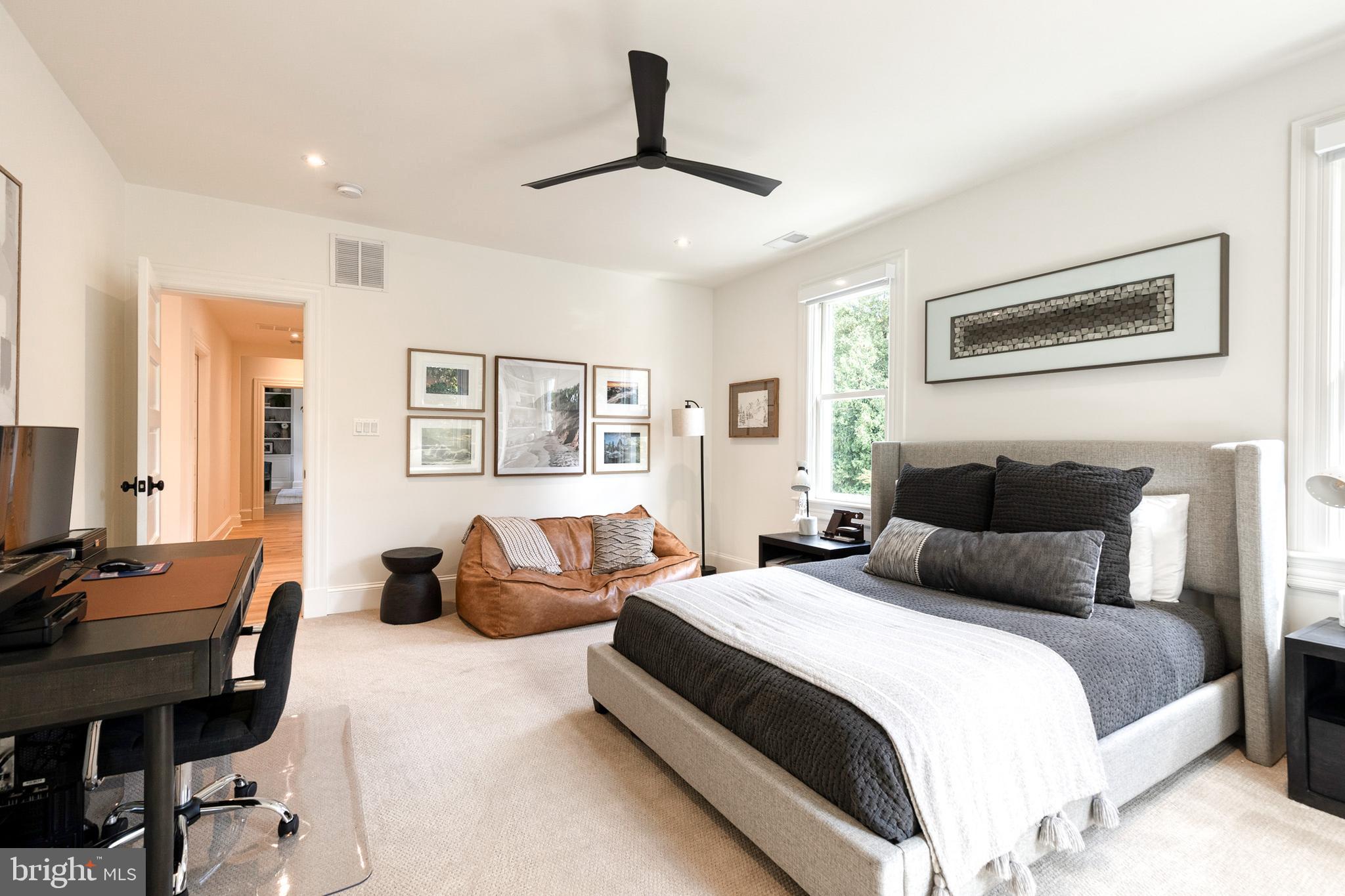 RUXTON - Residential