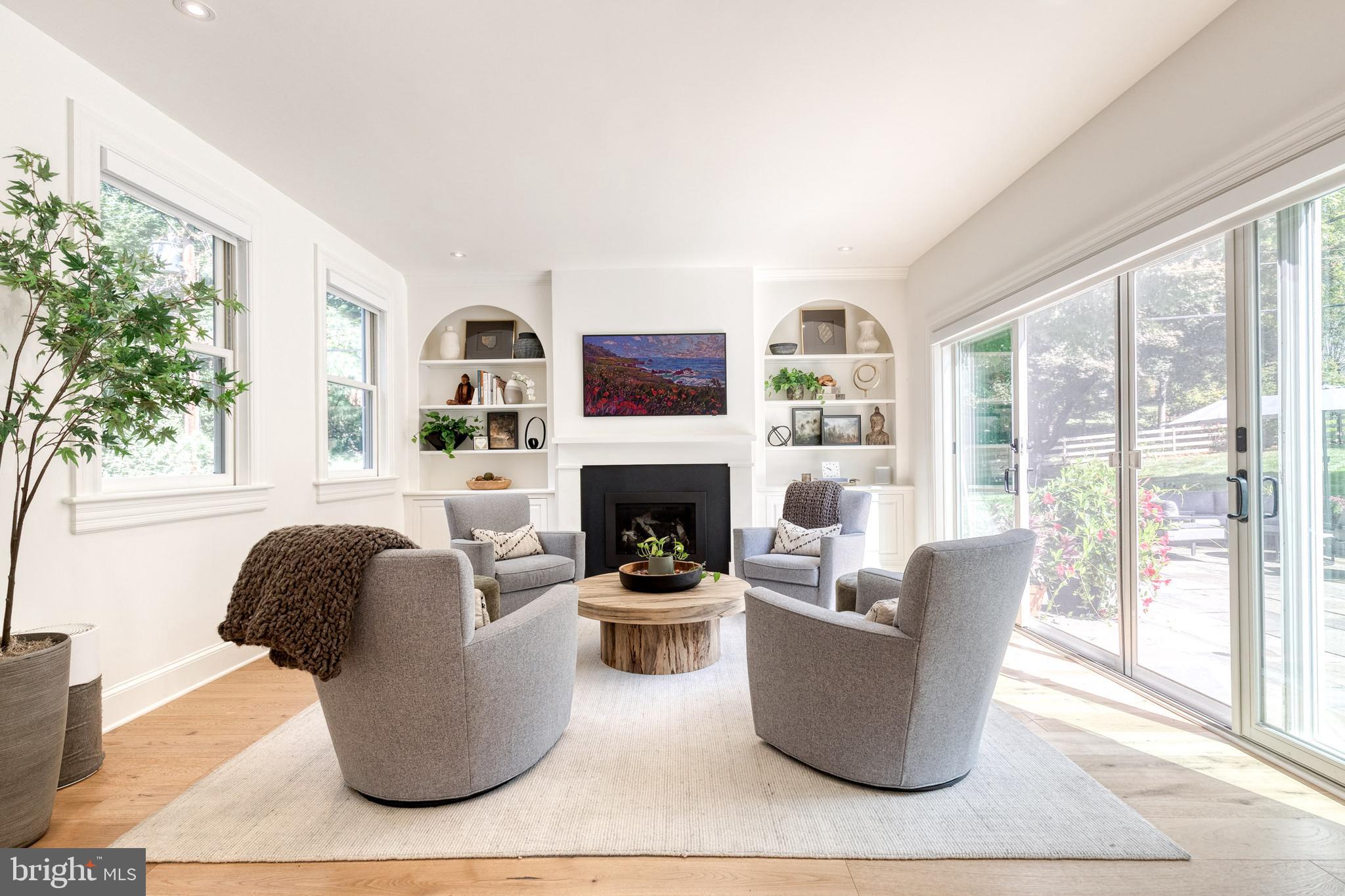 RUXTON - Residential