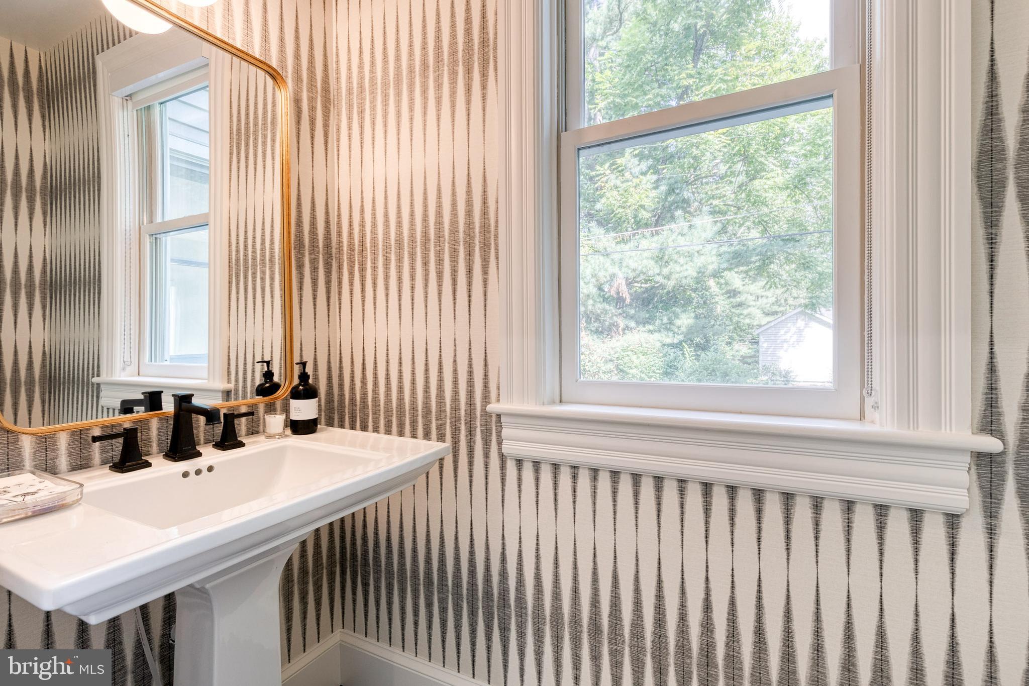 RUXTON - Residential