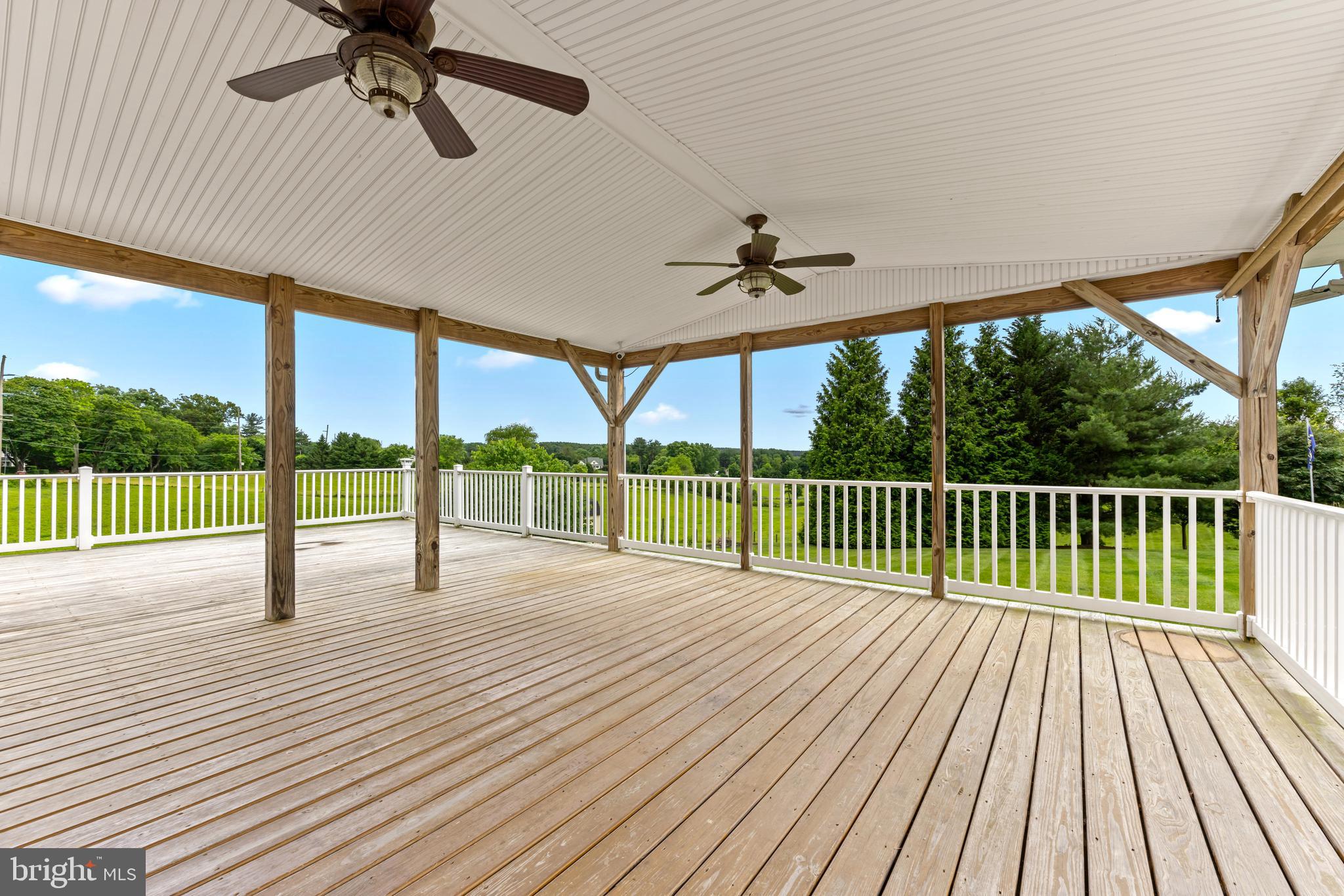 SOUTHERN VISTA - Residential