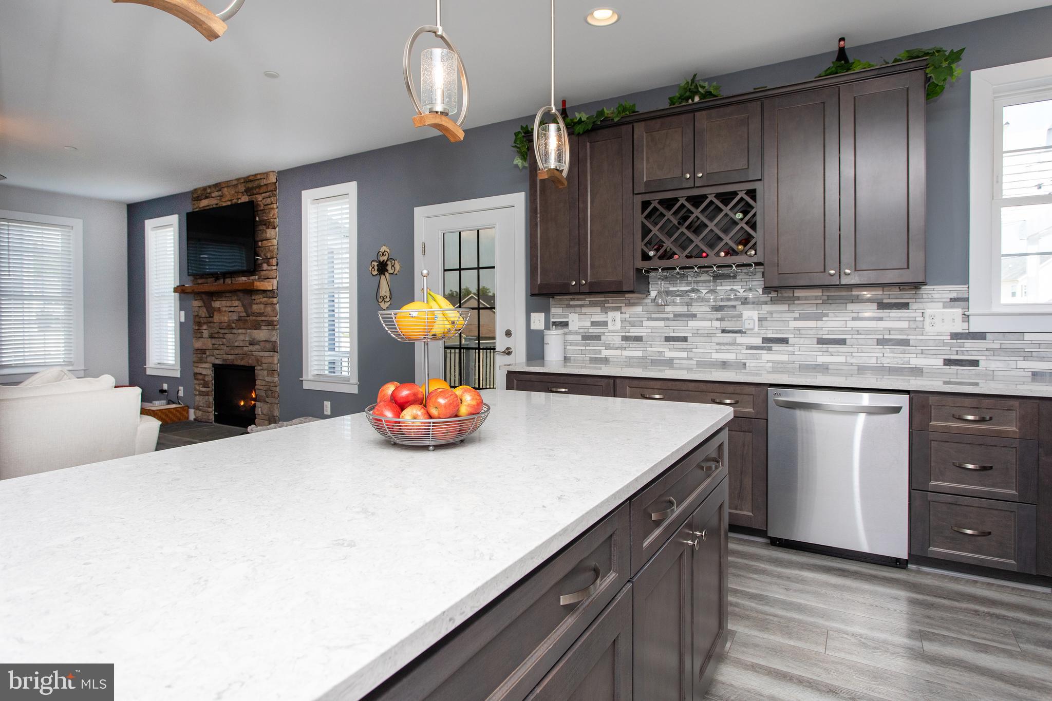 1006 MAIDEN GRASS DRIVE