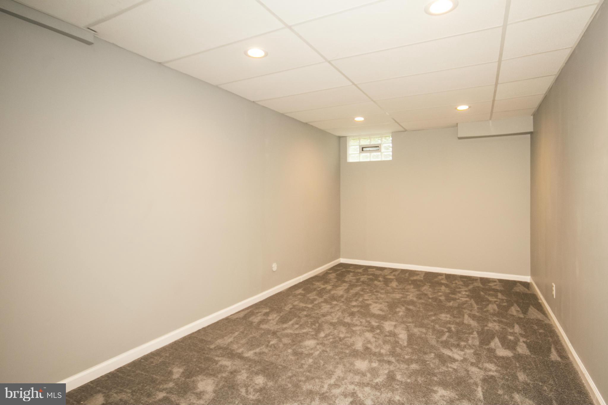 PINEY RIDGE VILLAGE - Residential