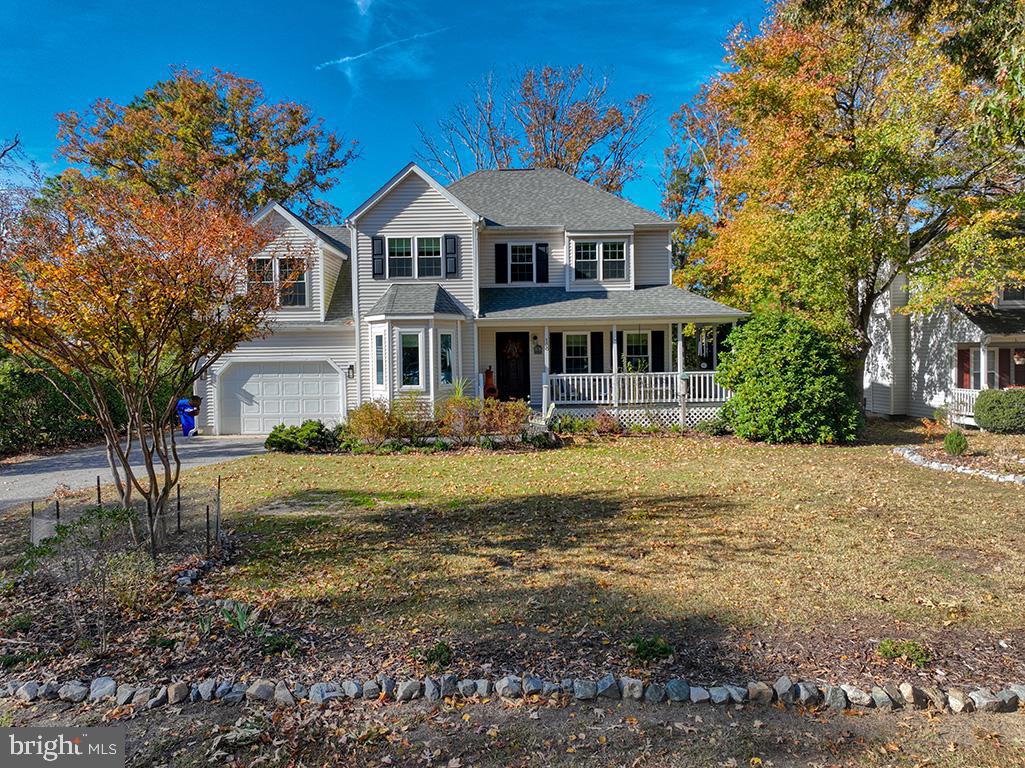 18 WHITES CREEK LANE