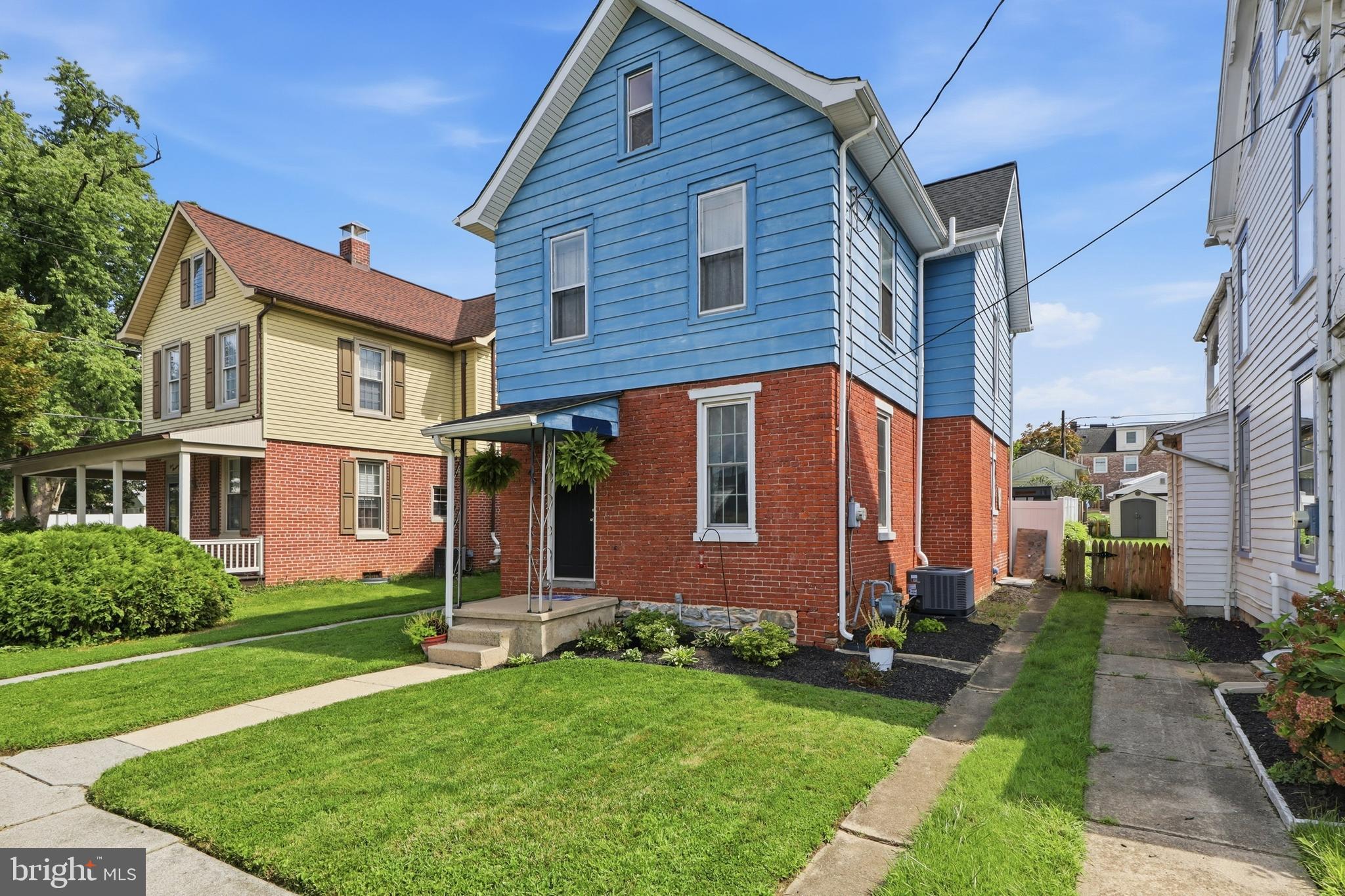 403 WALNUT STREET
