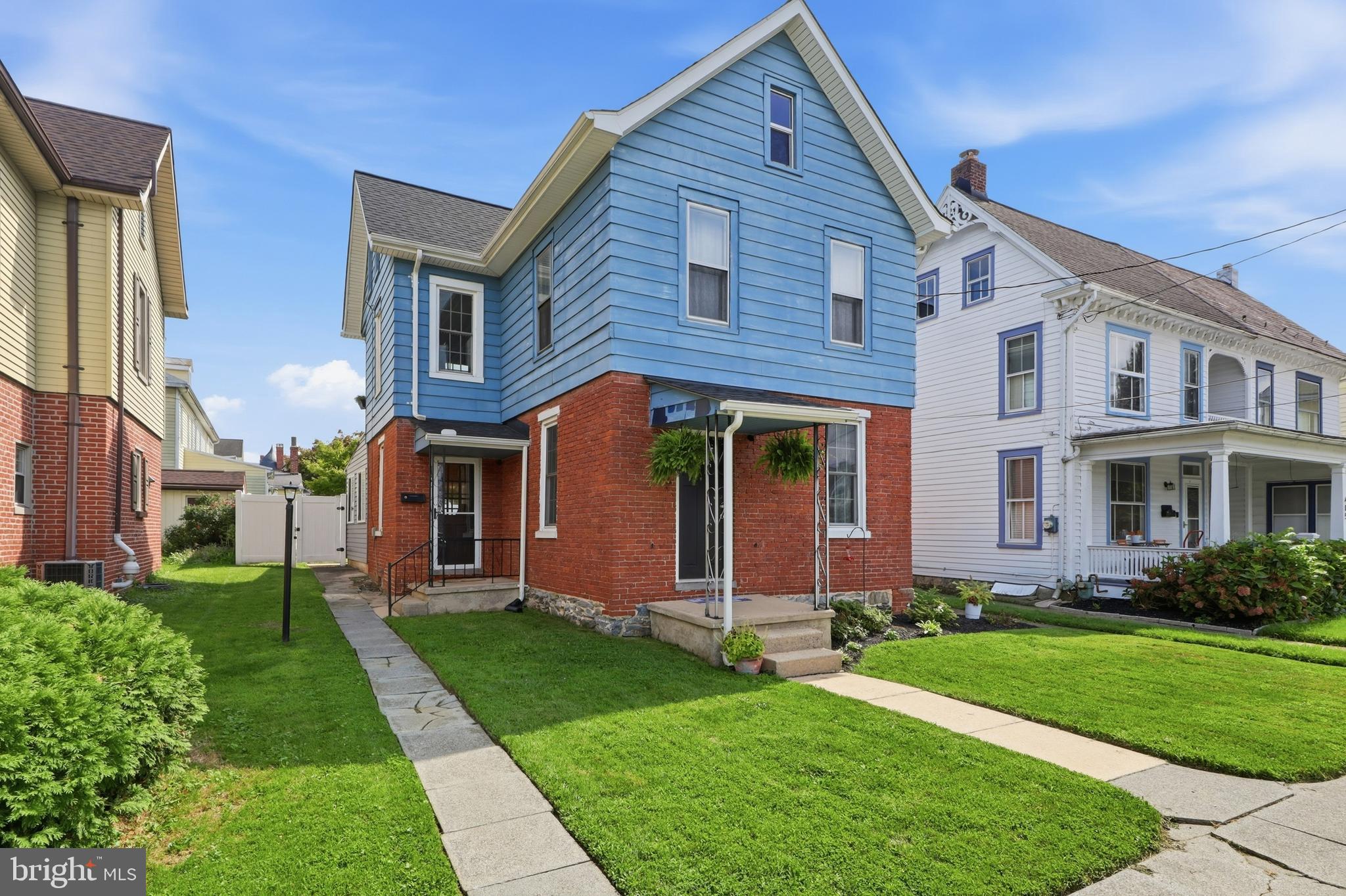 403 WALNUT STREET