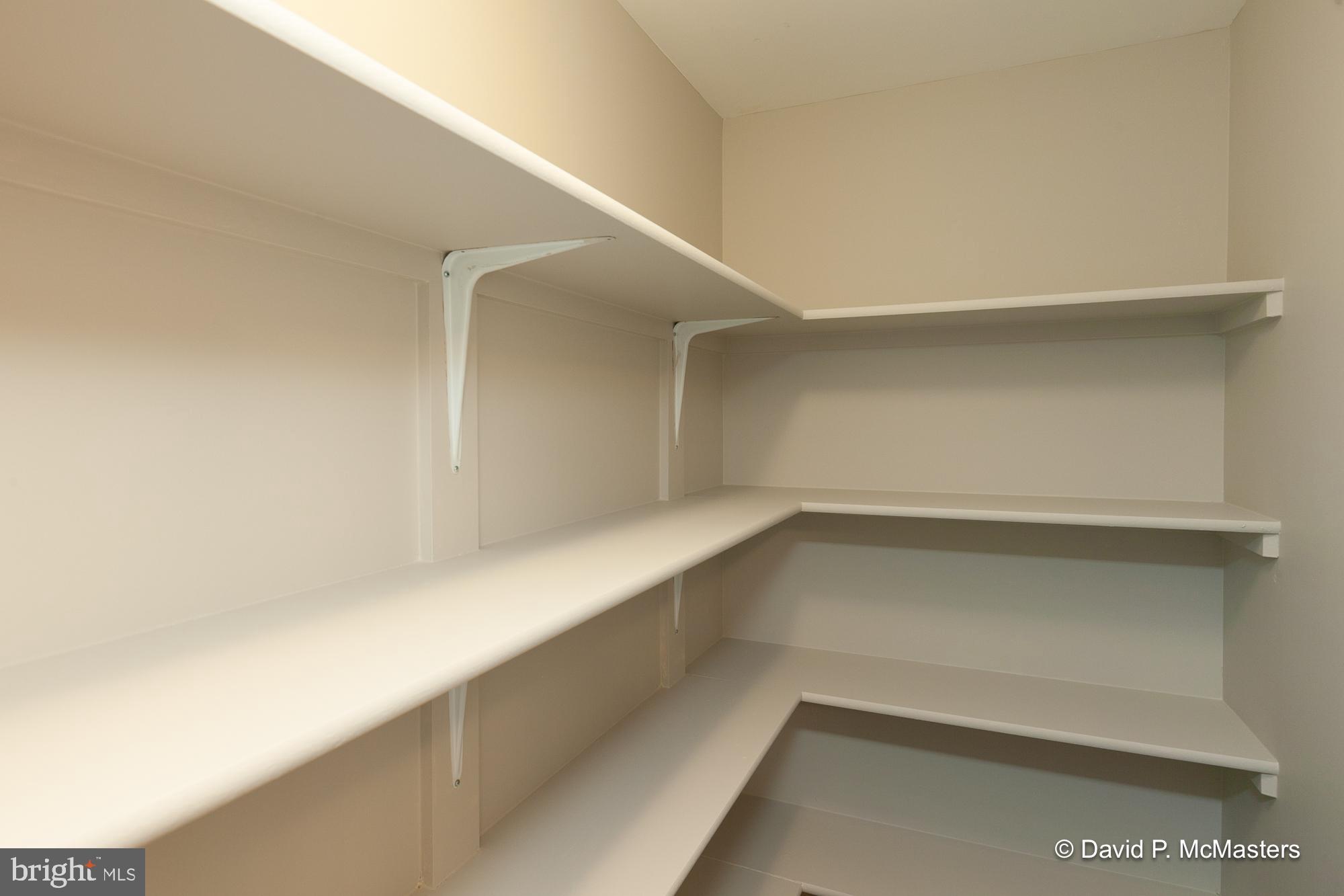 TOWNES OF RIDGEWAY - Residential