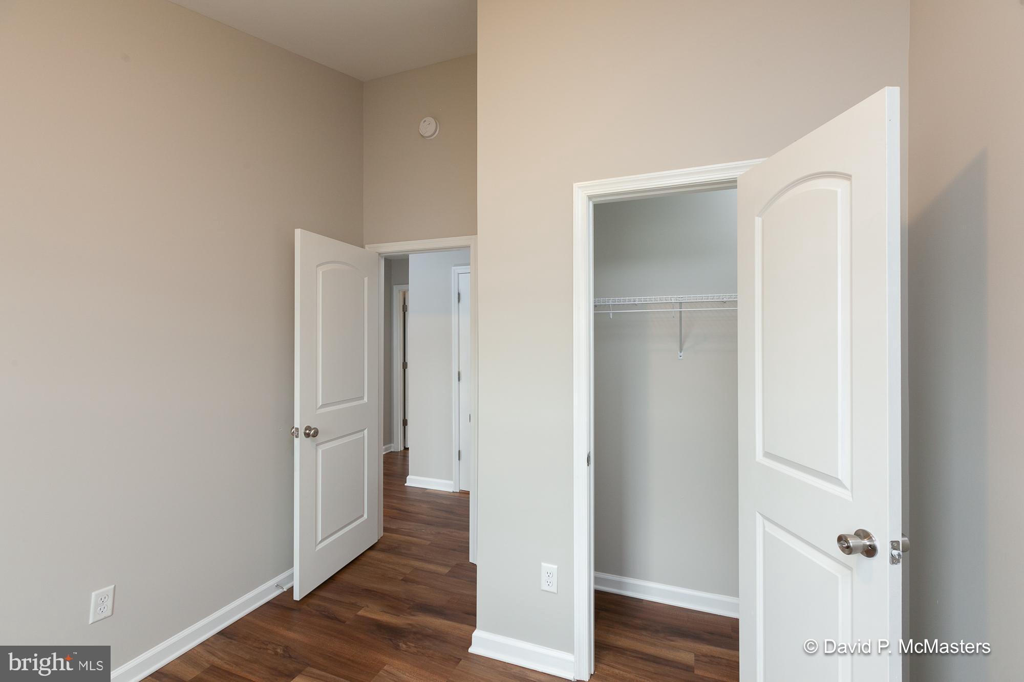 TOWNES OF RIDGEWAY - Residential