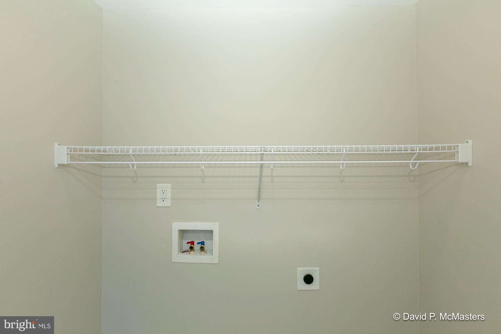 TOWNES OF RIDGEWAY - Residential