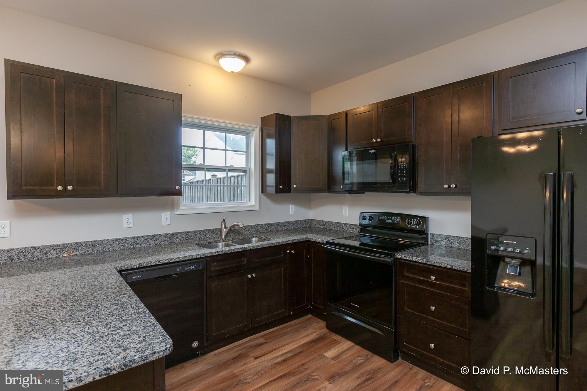 TOWNES OF RIDGEWAY - Residential