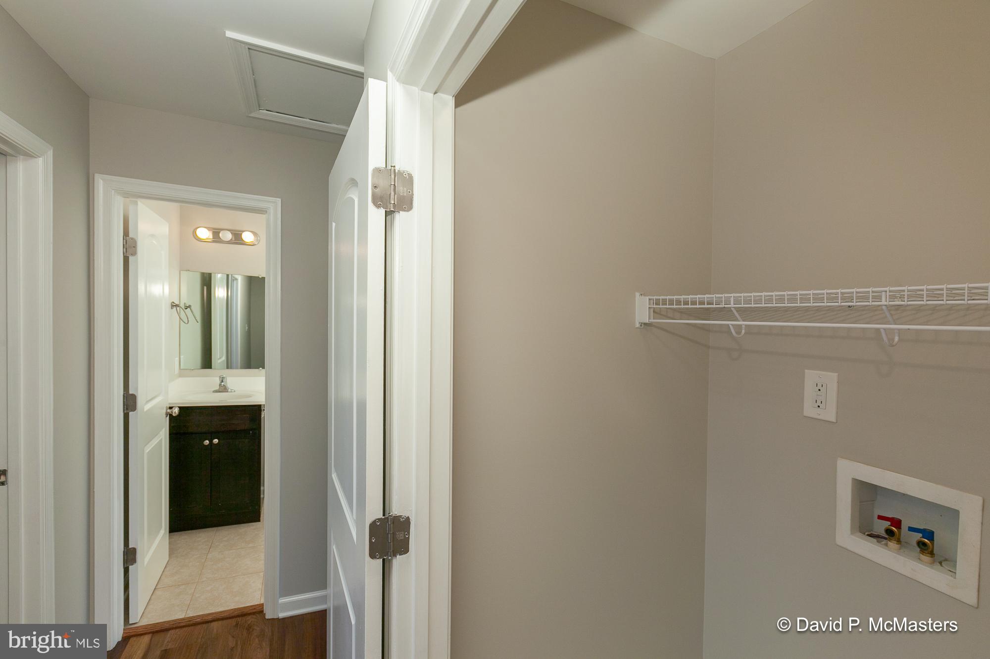 TOWNES OF RIDGEWAY - Residential