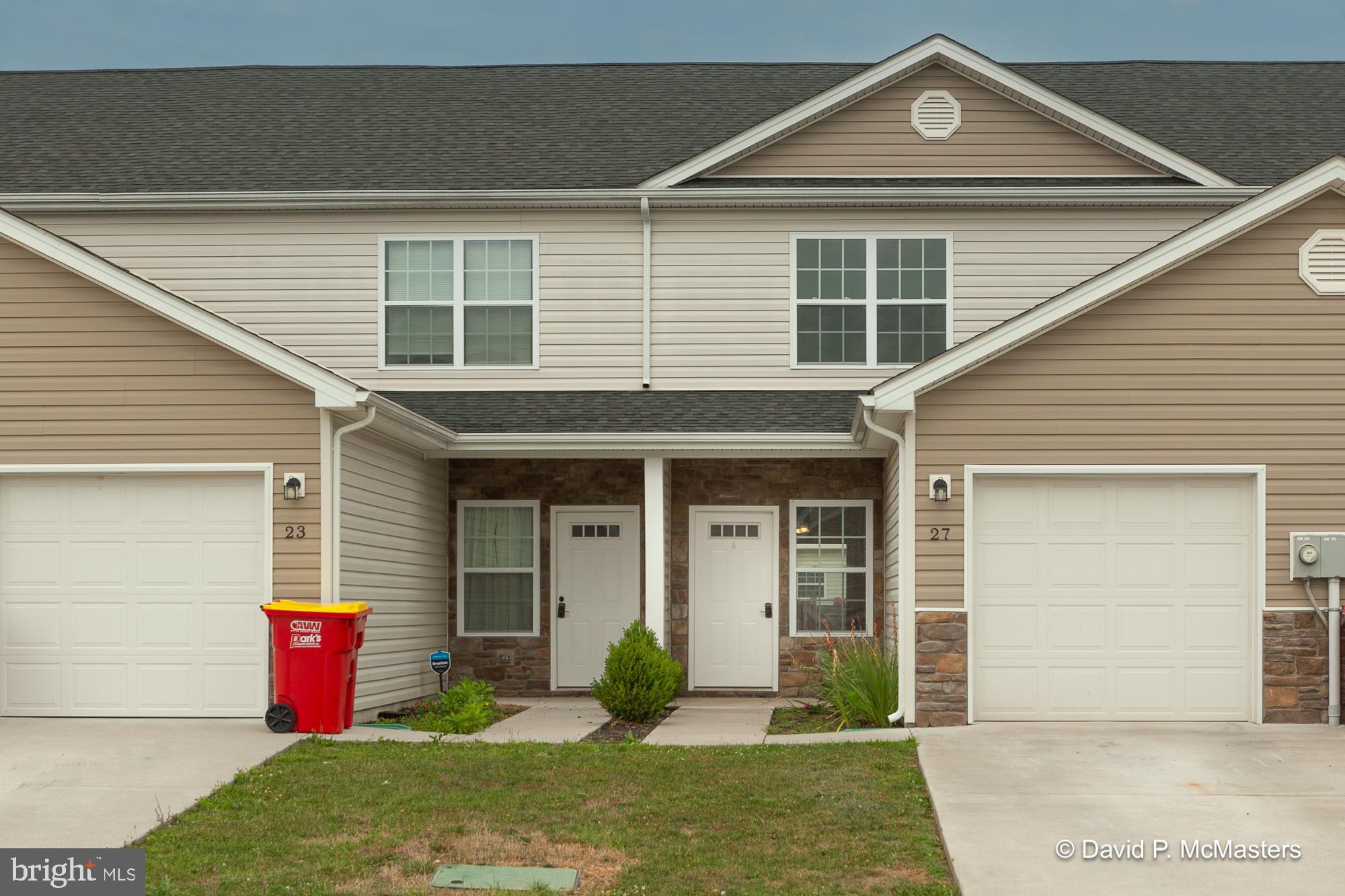 TOWNES OF RIDGEWAY - Residential