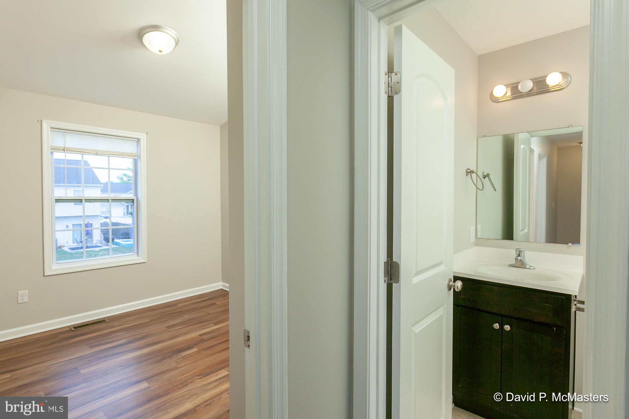 TOWNES OF RIDGEWAY - Residential