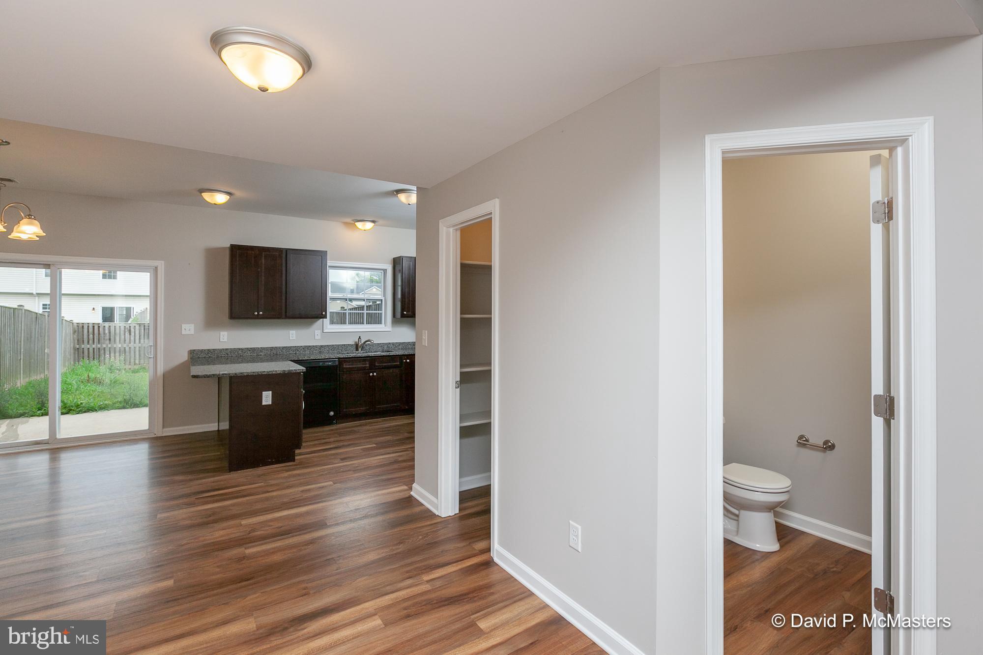 TOWNES OF RIDGEWAY - Residential