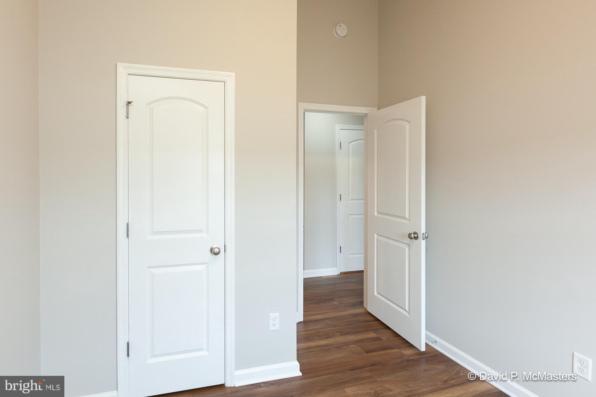 TOWNES OF RIDGEWAY - Residential