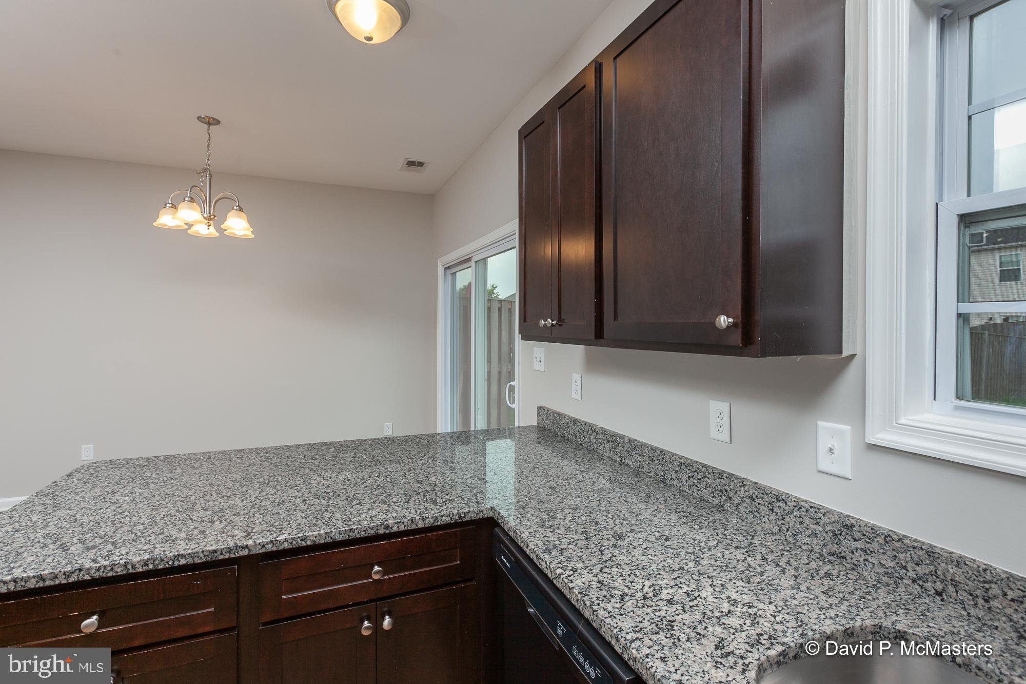 TOWNES OF RIDGEWAY - Residential