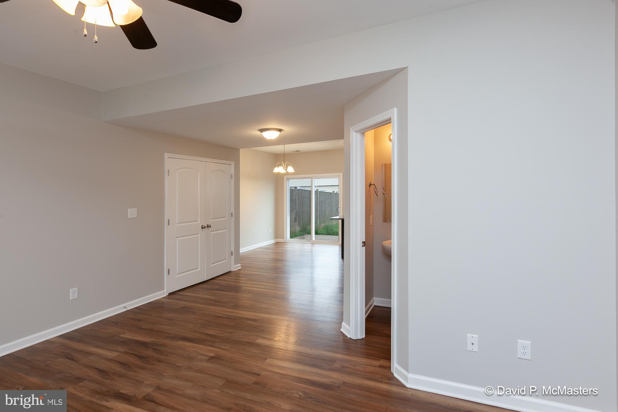 TOWNES OF RIDGEWAY - Residential