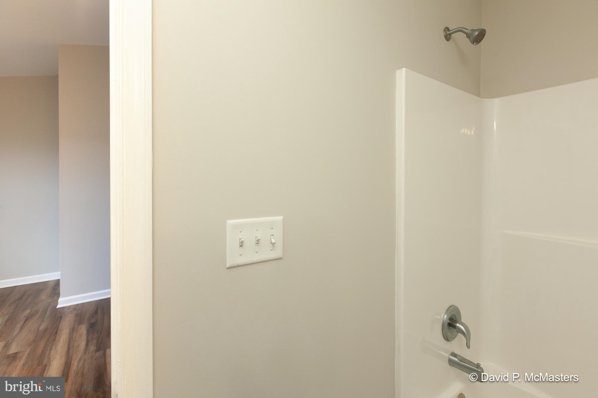 TOWNES OF RIDGEWAY - Residential