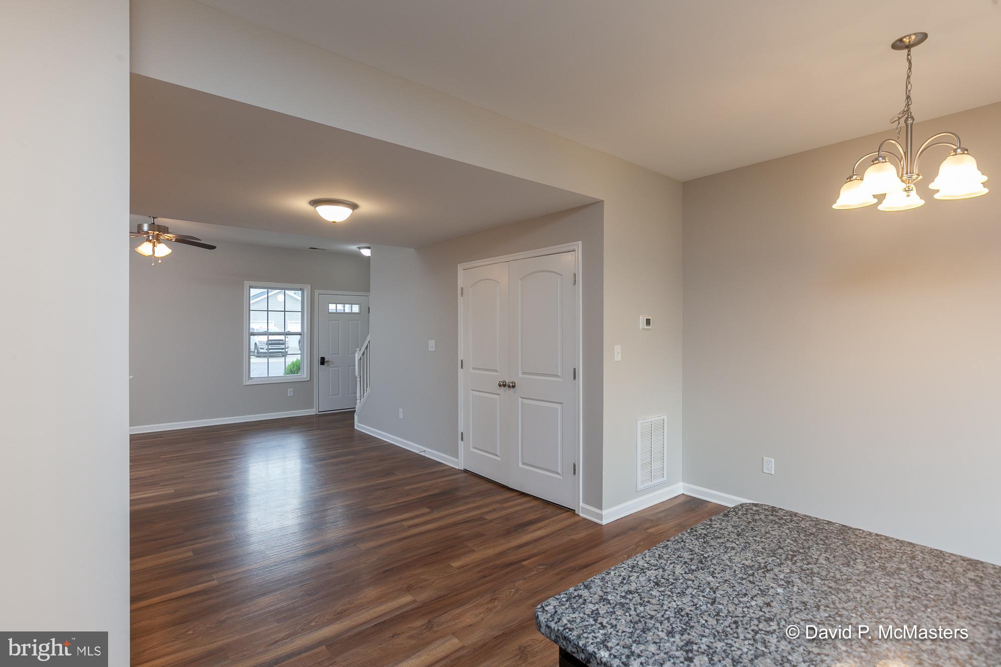 TOWNES OF RIDGEWAY - Residential