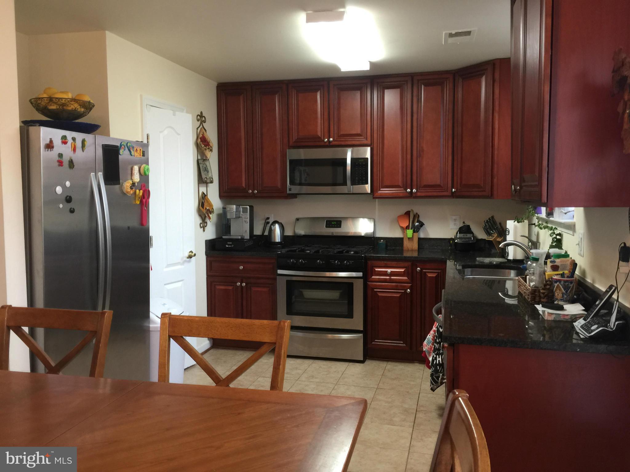 FAIRLAKES CROSSING - Residential